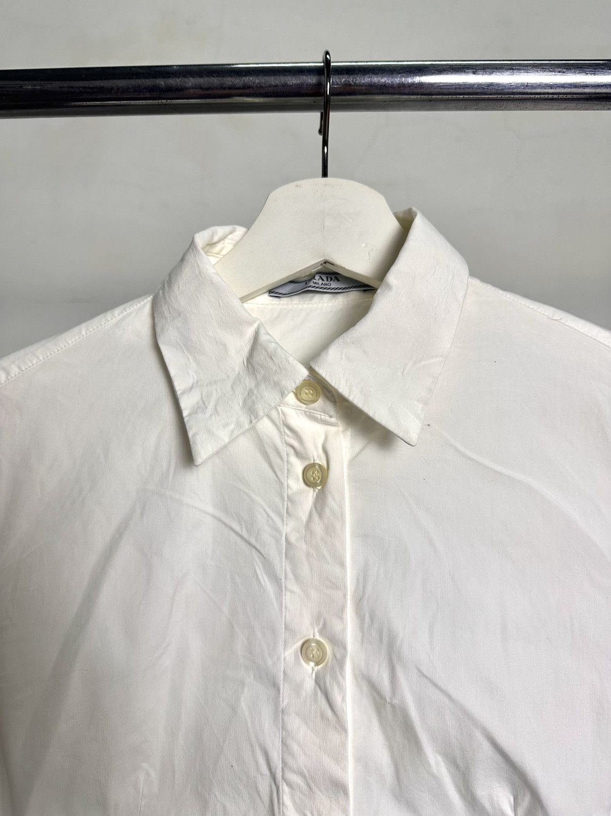 Prada Prada Milano Distressed White Button-Up Shirt Size US XS / EU 42 / 0 - 2 Thumbnail