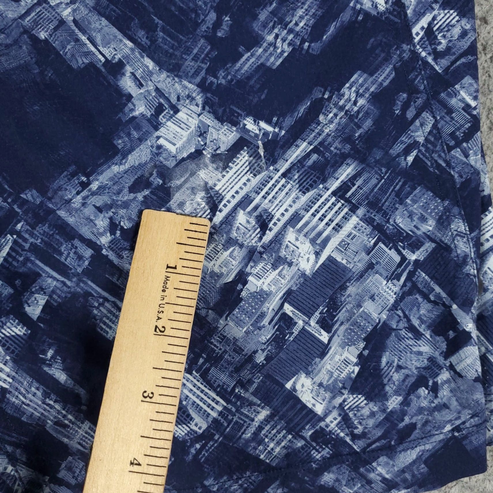 Lululemon Lululemon Shorts Mens M Blue City Scape Lace Tie Stretch Athletic Shorts Mens Blue City Scape Lace Tie Stretch Athletic Size US 31 - 4 Thumbnail