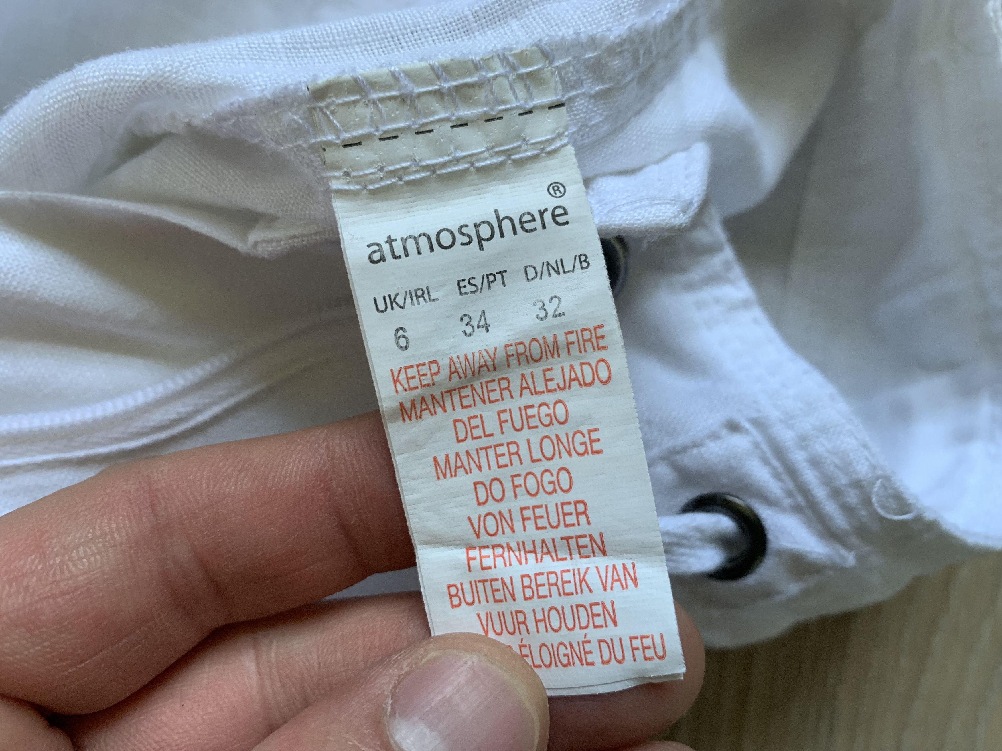 Designer Atmosphere Womens White Linen Pants Bell Bottom Size 28" / US 6 / IT 42 - 8 Thumbnail