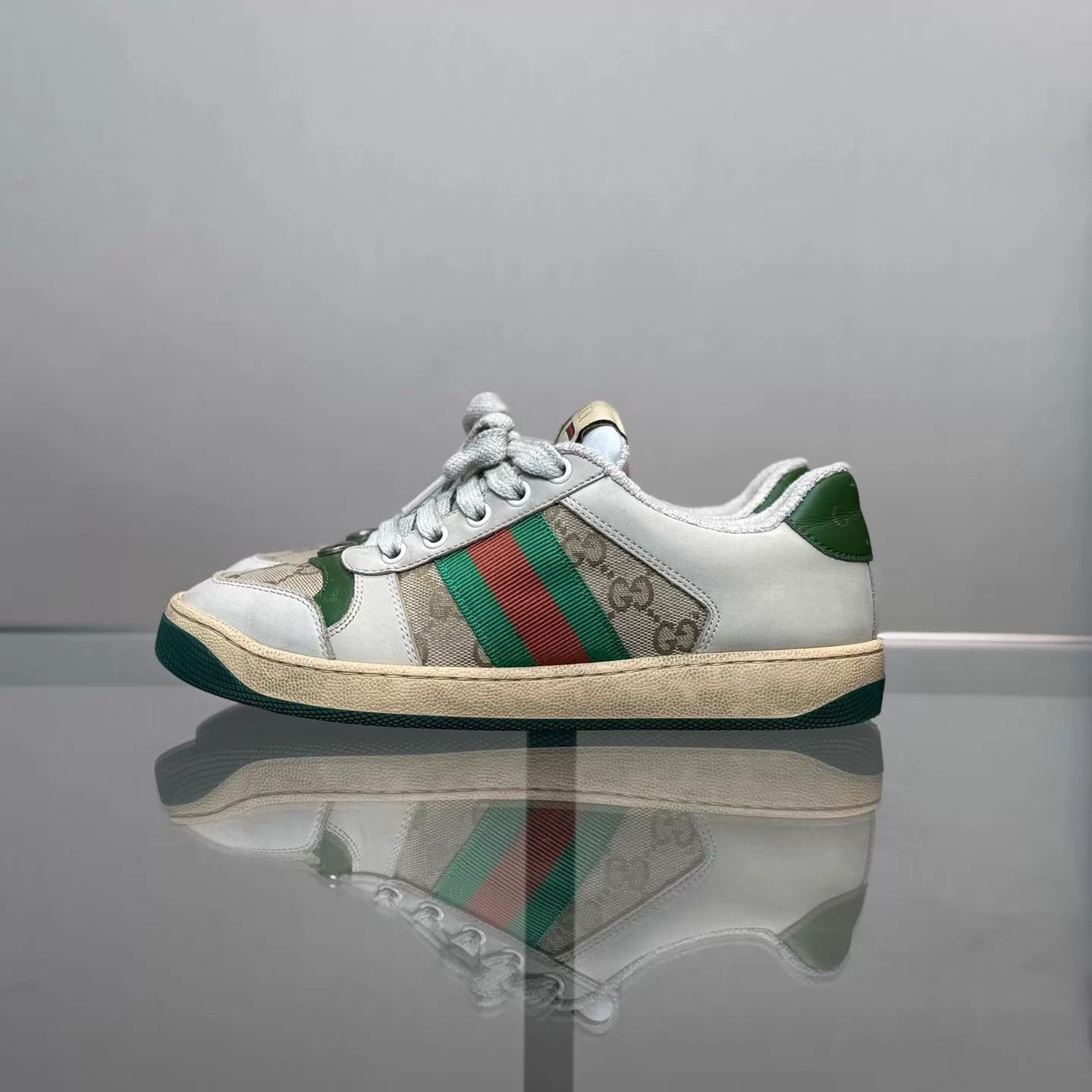 Gucci Gucci Screener GG Enamel Scuffed 36.5 98 Size US 6 / IT 36 - 5 Thumbnail