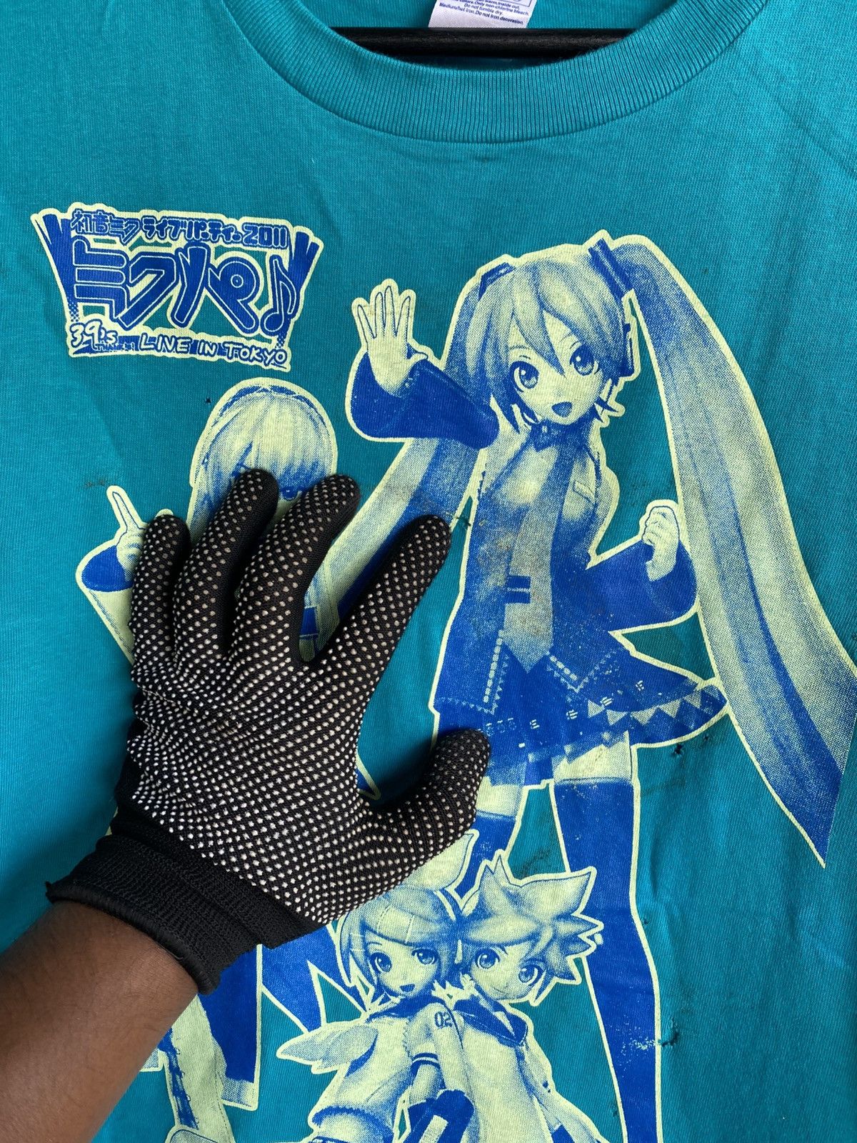Anime Vintage Hatsune Miku Live in Tokyo 2011 – Official Vocaloid Size US M / EU 48-50 / 2 - 7 Thumbnail