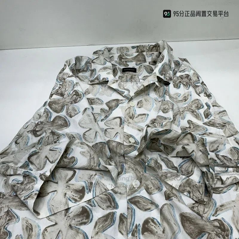 Ermenegildo Zegna Zegna Men's Butterfly Print Lapel Short. Size US XXL / EU 58 / 5 - 6 Thumbnail