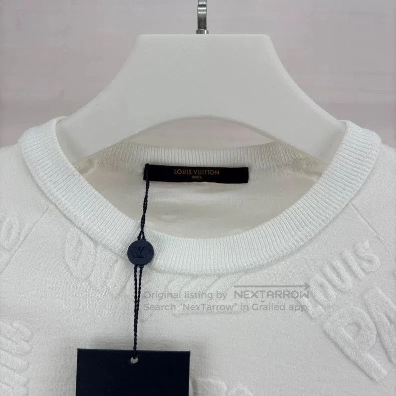 Louis Vuitton Louis Vuitton Logo Short Sleeve T. Size US M / EU 48-50 / 2 - 4 Thumbnail