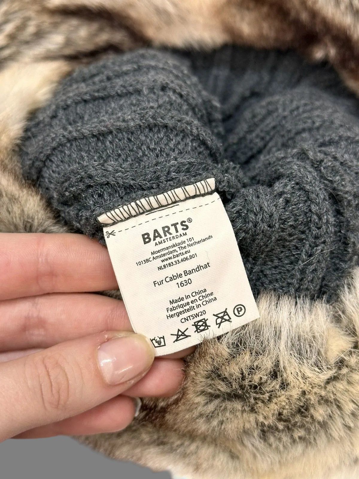 If Six Was Nine Vintage Barts Gray Knit Hat with Fur Trim Y2K One Size Size ONE SIZE - 8 Thumbnail