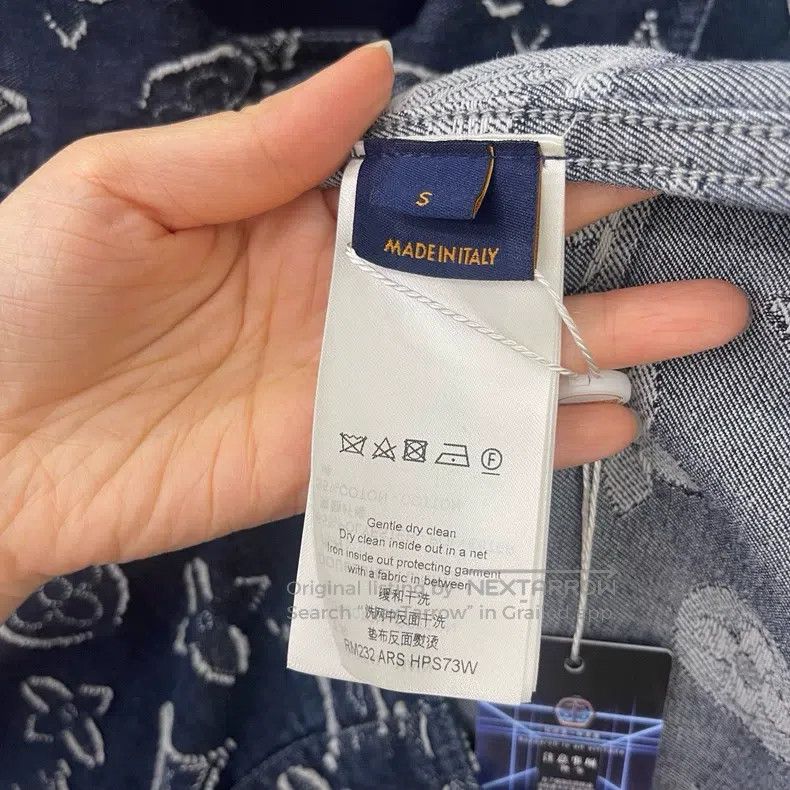 Louis Vuitton Louis Vuitton Full logo denim short sleeve shirt Size US S / EU 44-46 / 1 - 4 Thumbnail