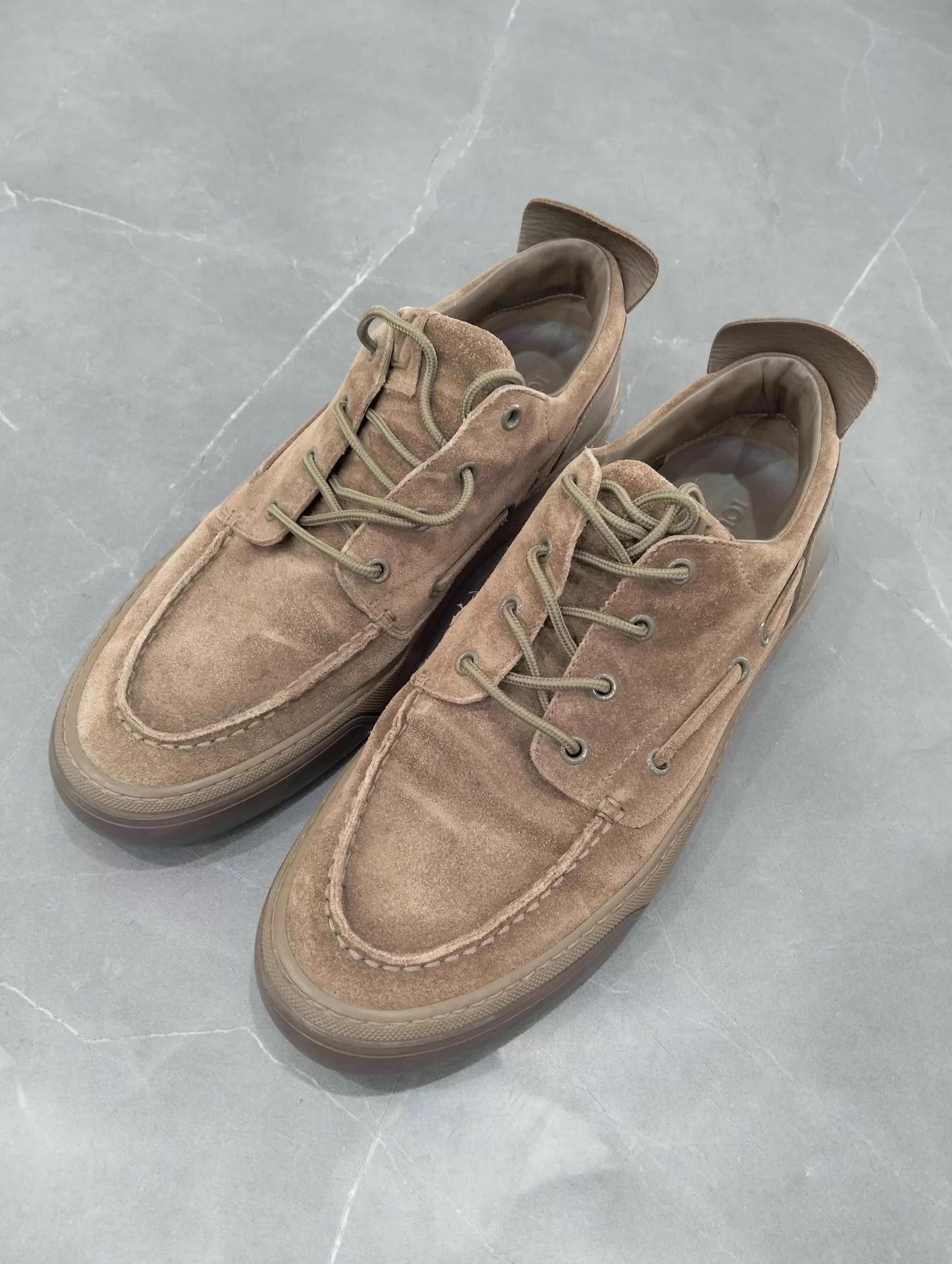 Louis Vuitton LV Camel Suede Lace-Up Sneakers EU 42.5 95 New Size US 9.5 / EU 42-43 - 1 Thumbnail