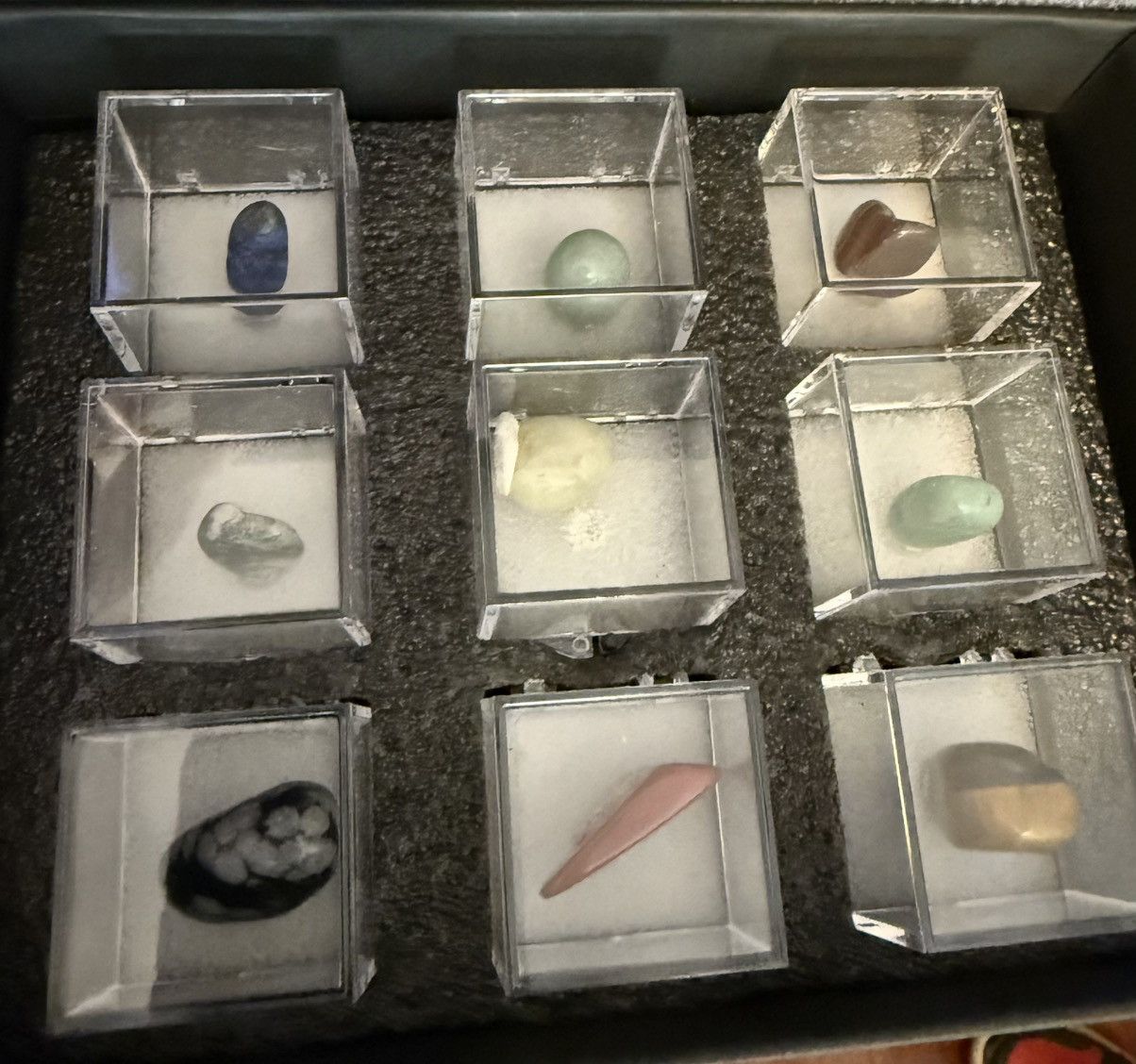 Other Orbotech Crystal Ore Rock Mineral 9 cases Kit & Booklet Size ONE SIZE - 2 Thumbnail