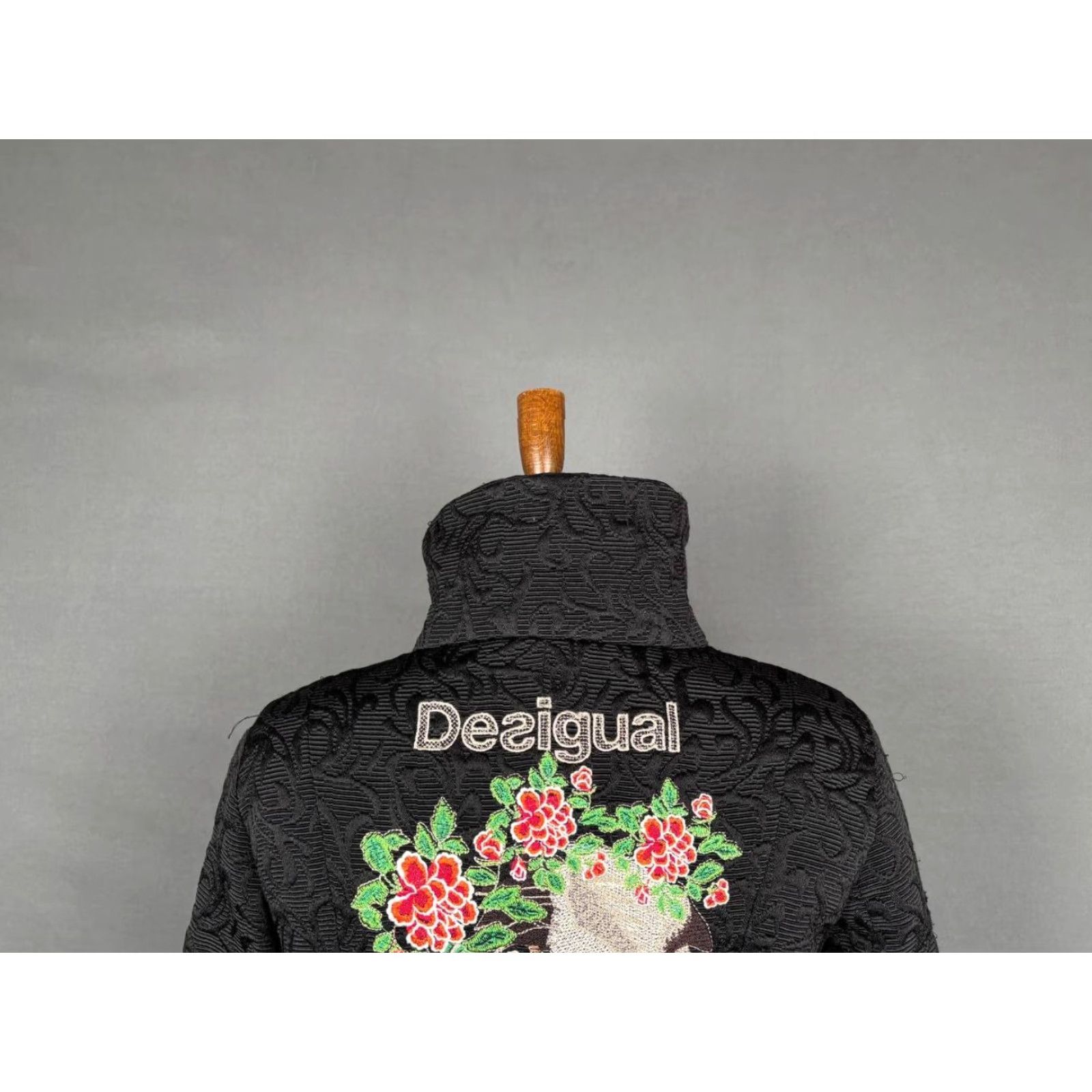 Desigual Desigual Coat Black Floral Embroidered Long Sleeve Trench 42 Womens Vintage No Size M / US 6-8 / IT 42-44 - 8 Thumbnail
