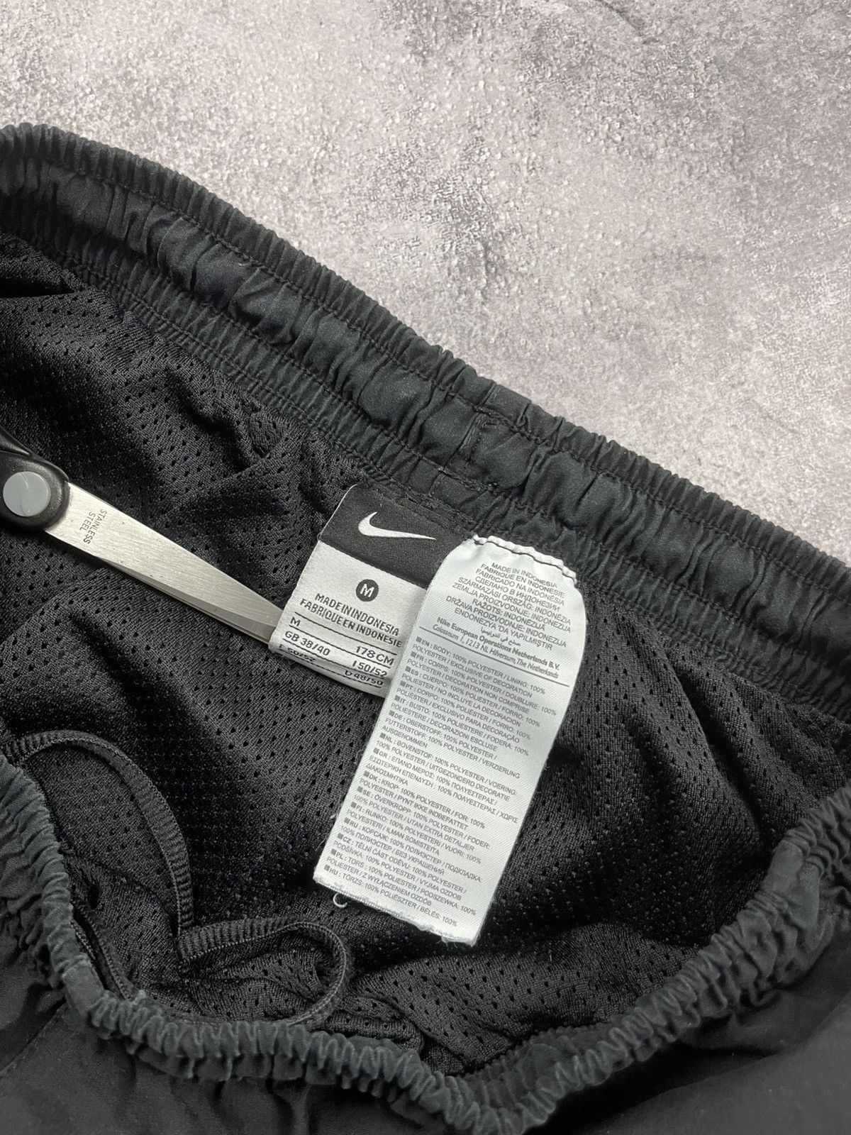 Nike Vintage Y2K Nike Drill Nylon Track Pants Joggers Sweatpants Size US 32 / EU 48 - 9 Thumbnail