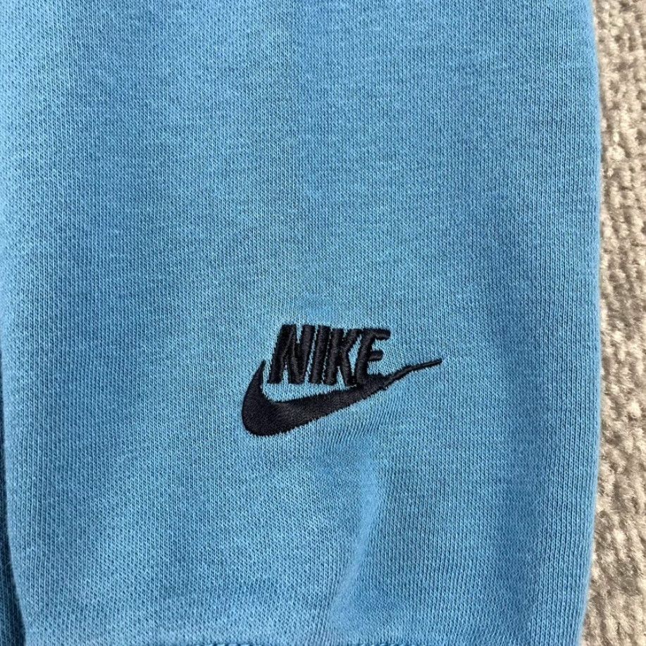 Nike Nike Sweatshirt Mens Medium Dutch Blue Crewneck Sport Essentials Embroidered Size US M / EU 48-50 / 2 - 2 Thumbnail
