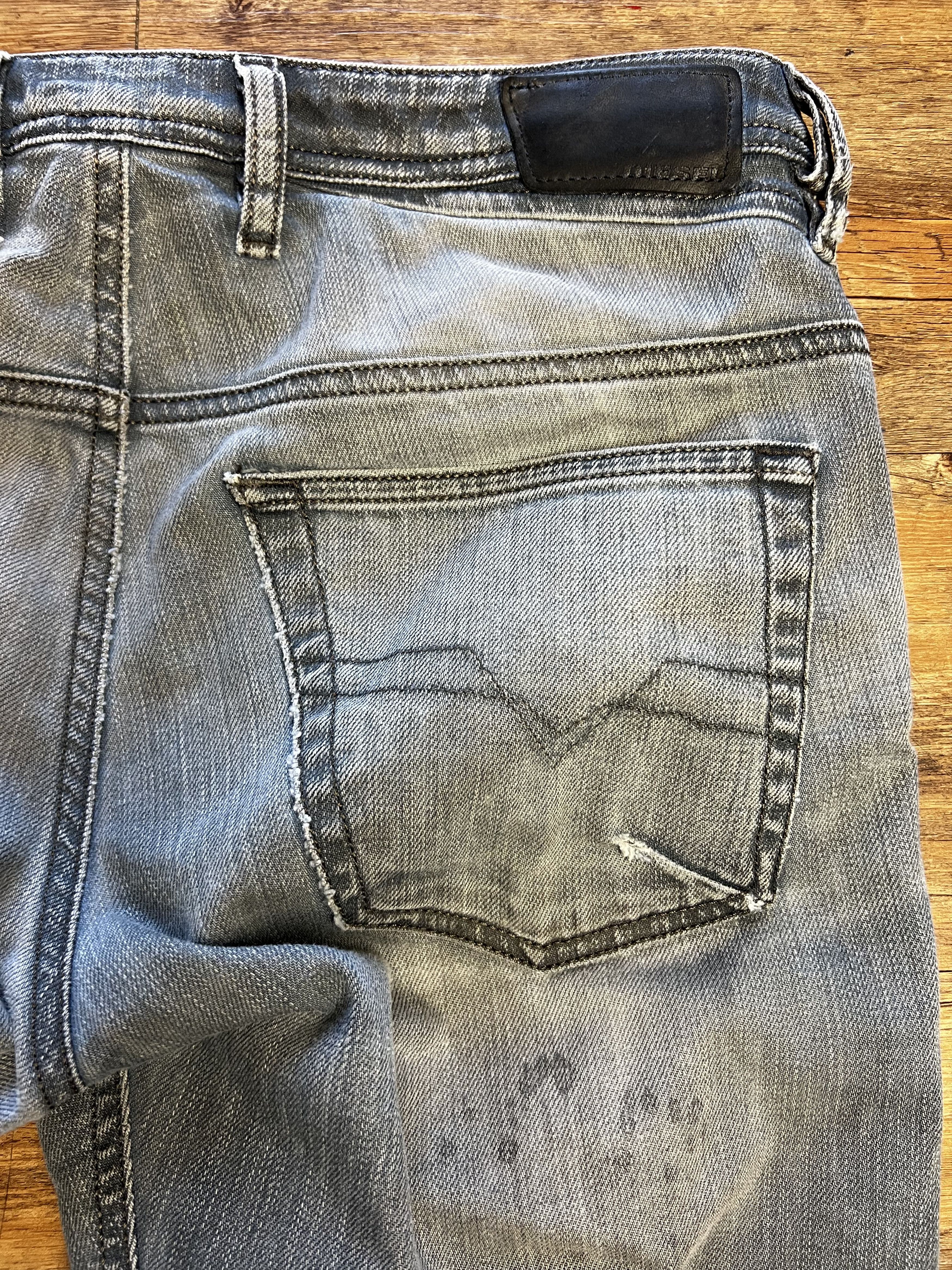 Diesel Vintage Diesel Denim Wash 0886A Stretch Shioner Jeans Size US 30 / EU 46 - 16 Thumbnail