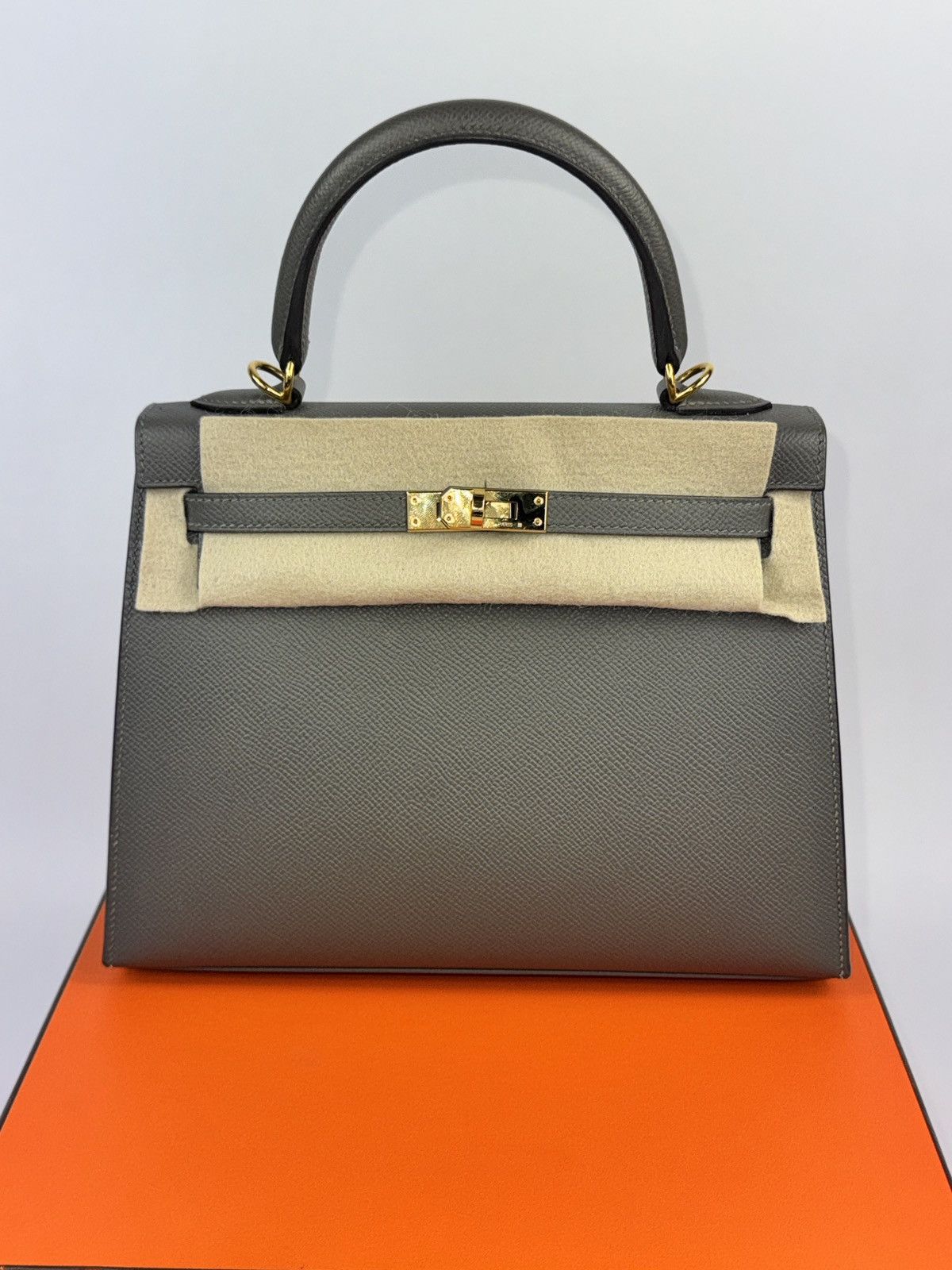 Hermes HERMES KELLY 25 GRIS MEYER EPSON LEATHER GOLD HARDWARE BAG Size ONE SIZE - 1 Thumbnail