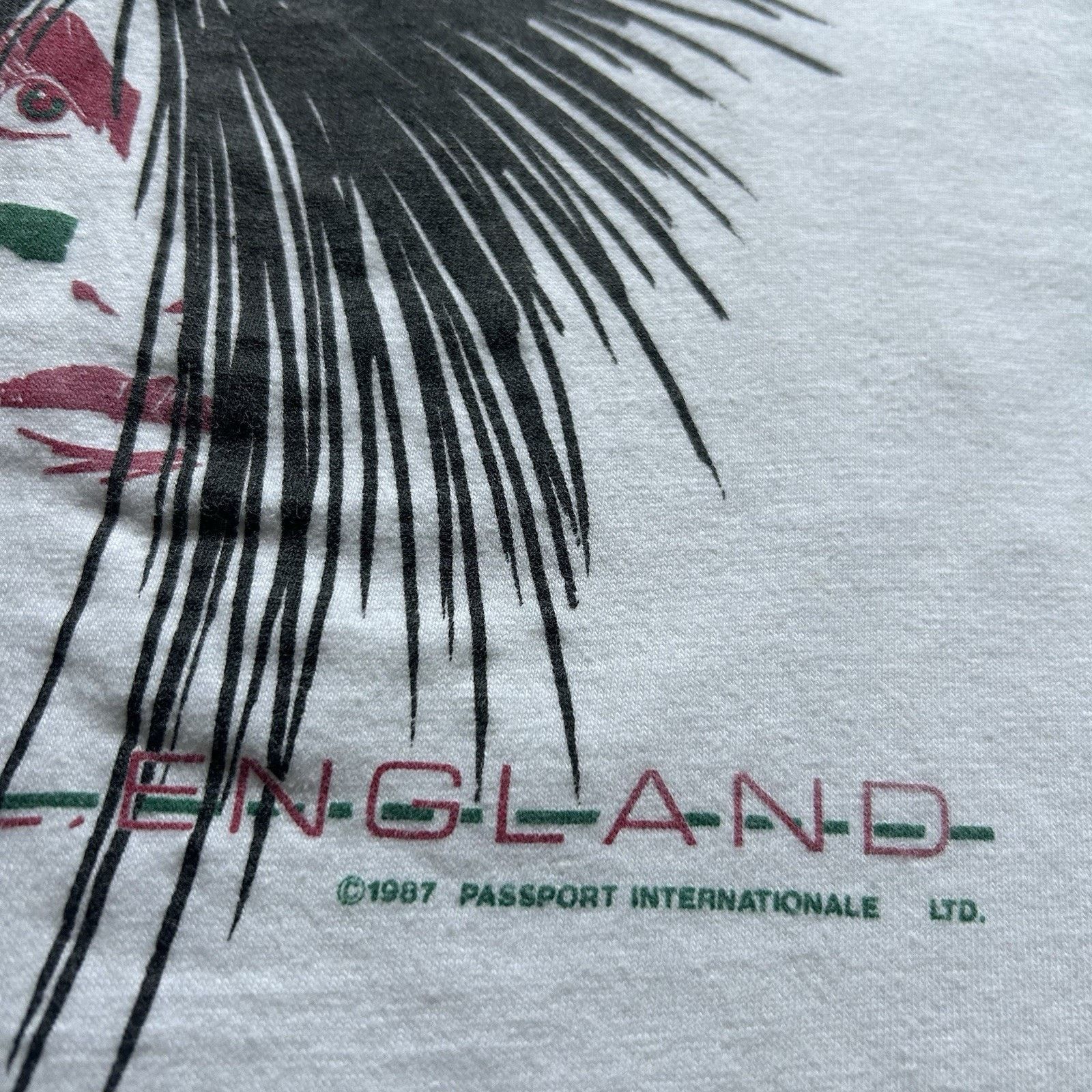 Vintage Vintage 80s Bangers Music & Drinks Liverpool T Shirt Medium Size US M / EU 48-50 / 2 - 3 Thumbnail