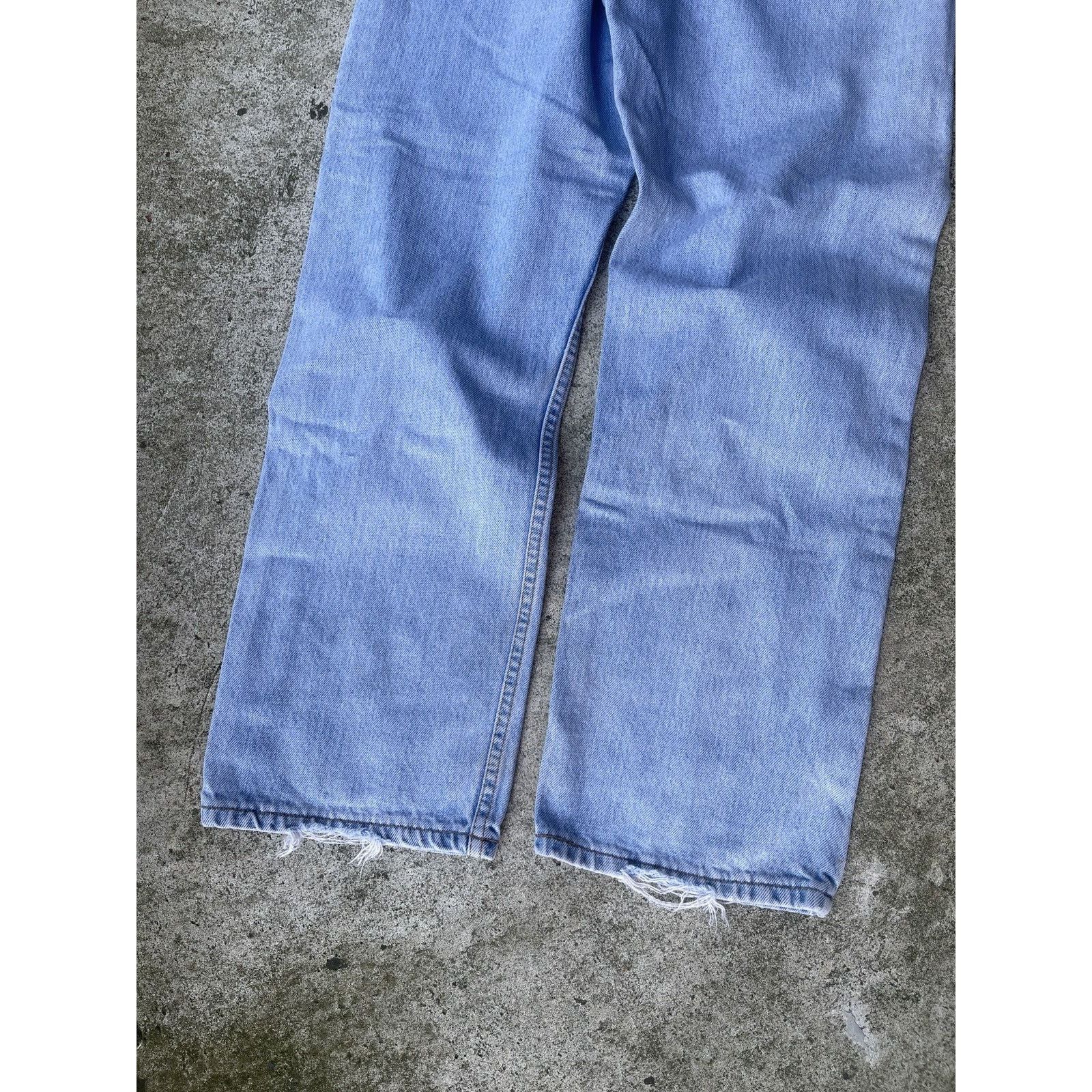 Levi's 90s Levi's Light Wash Thrashed Faded Distressed Jeans Size US 36 / EU 52 - 10 Thumbnail