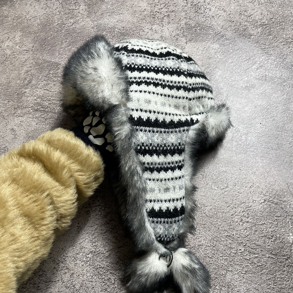 Vintage Vintage 90s Mohair Striped Beanie Ushanka Grunge Tapered OS Size ONE SIZE - 1 Thumbnail