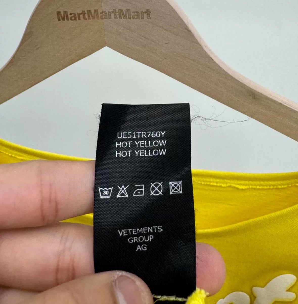 Vetements Yellow Foam Logo Short Sleeve 2412-Nextarrow