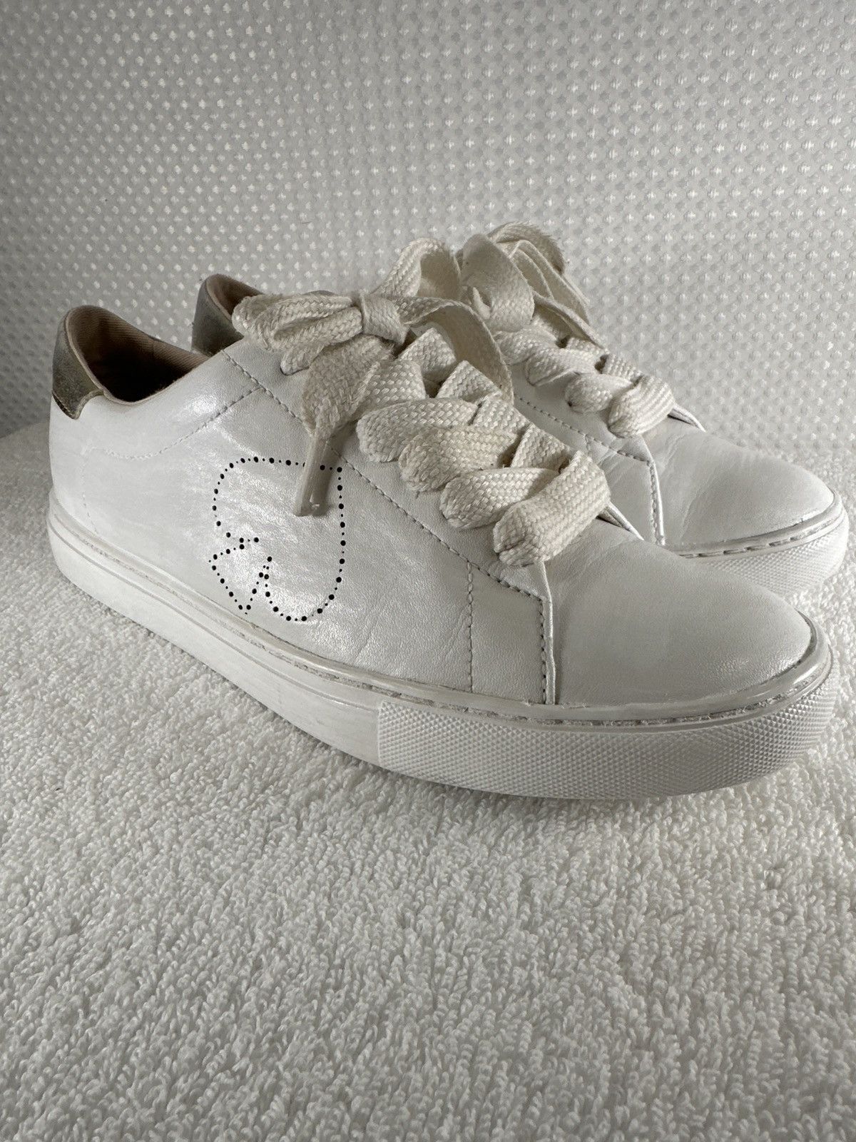 Kate Spade Kate Spade Angelise leather sneaker Size US 7.5 / IT 37.5 - 1 Thumbnail
