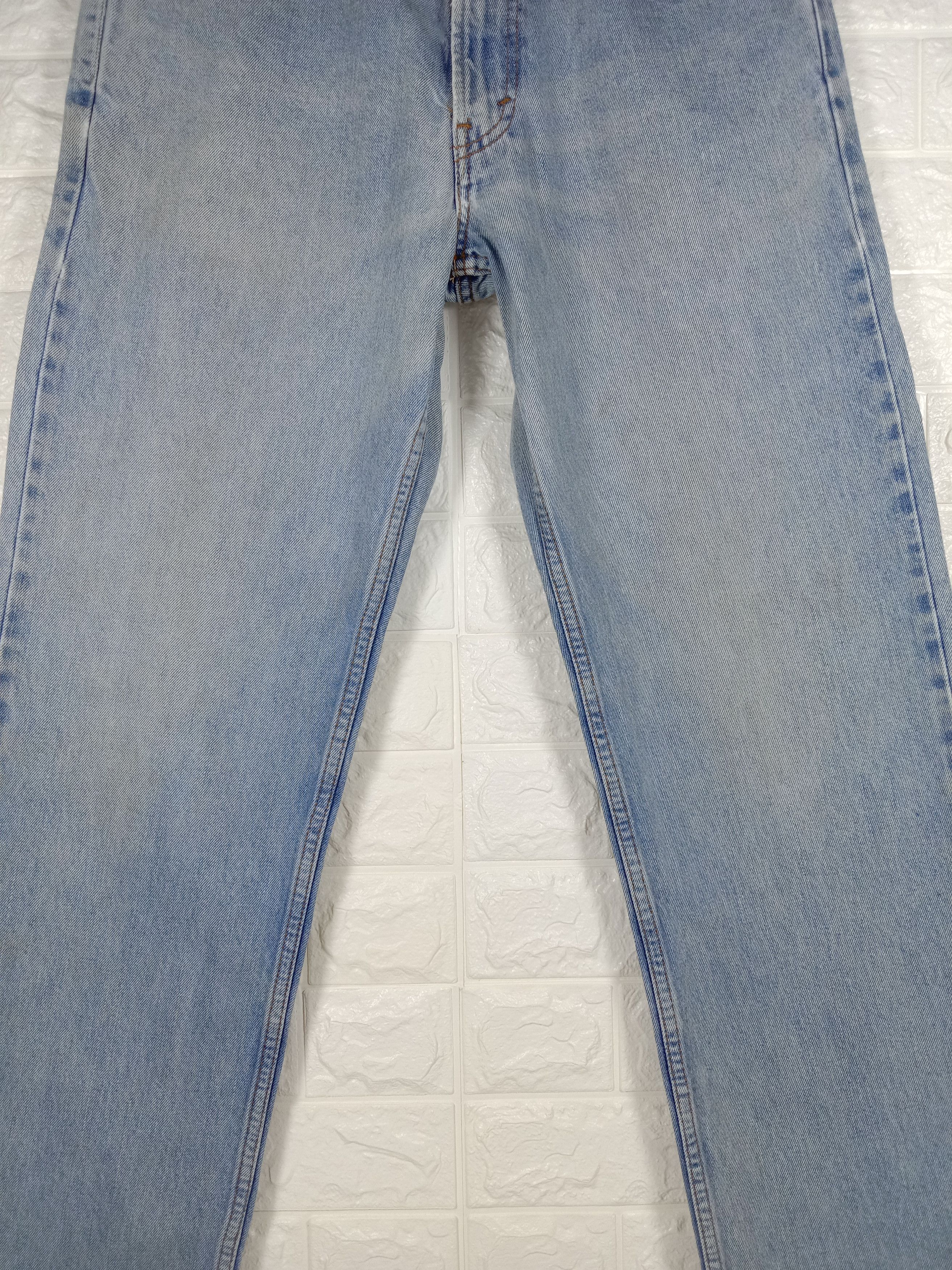 Levi's Vintage Levi's 550 Light Wash Jeans Relaxed Fit Denim Size US 32 / EU 48 - 3 Thumbnail