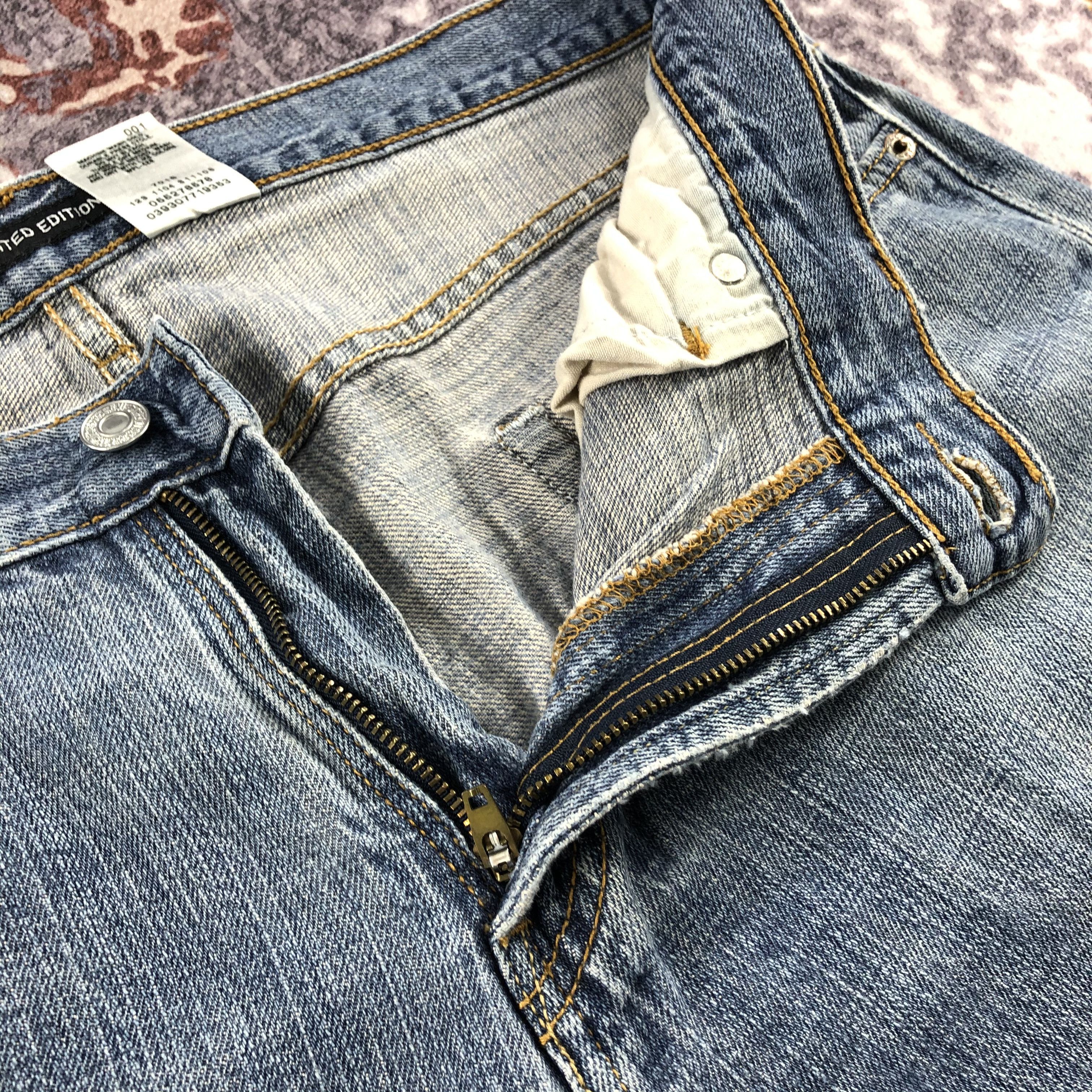 Levi's × Vintage 90s Vintage Blue Wash Levis 527 Jeans-JM2487 Size US 35 - 6 Thumbnail