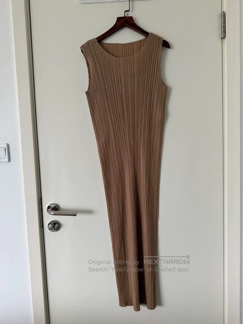 Issey Miyake Issey Miyake Beige Pleated Dress Size L / US 10 / IT 46 - 2 Thumbnail