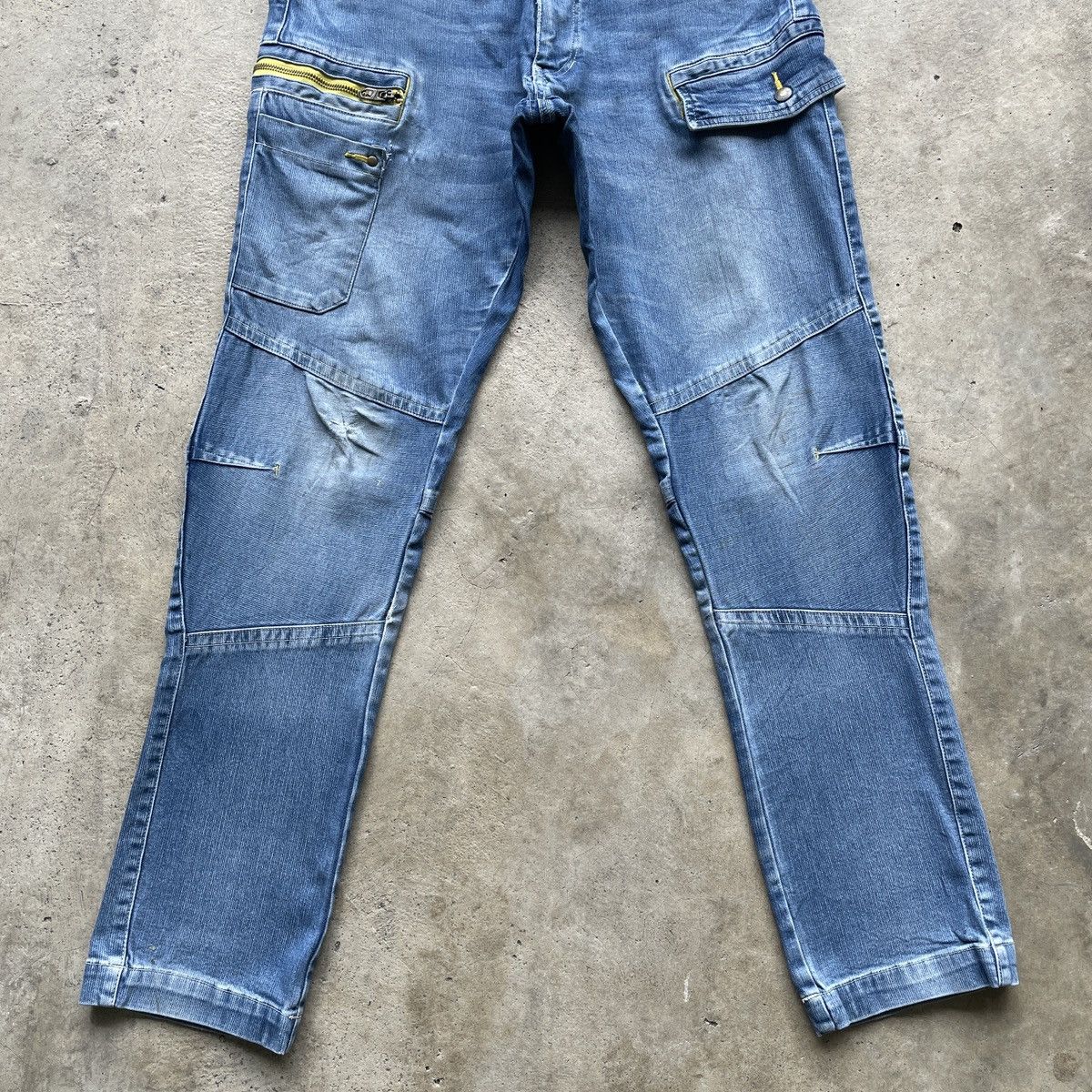 Japanese Brand Vintage Toraichi Faded Denim Cargo Pants Workwear Tactical Size US 36 / EU 52 - 4 Thumbnail