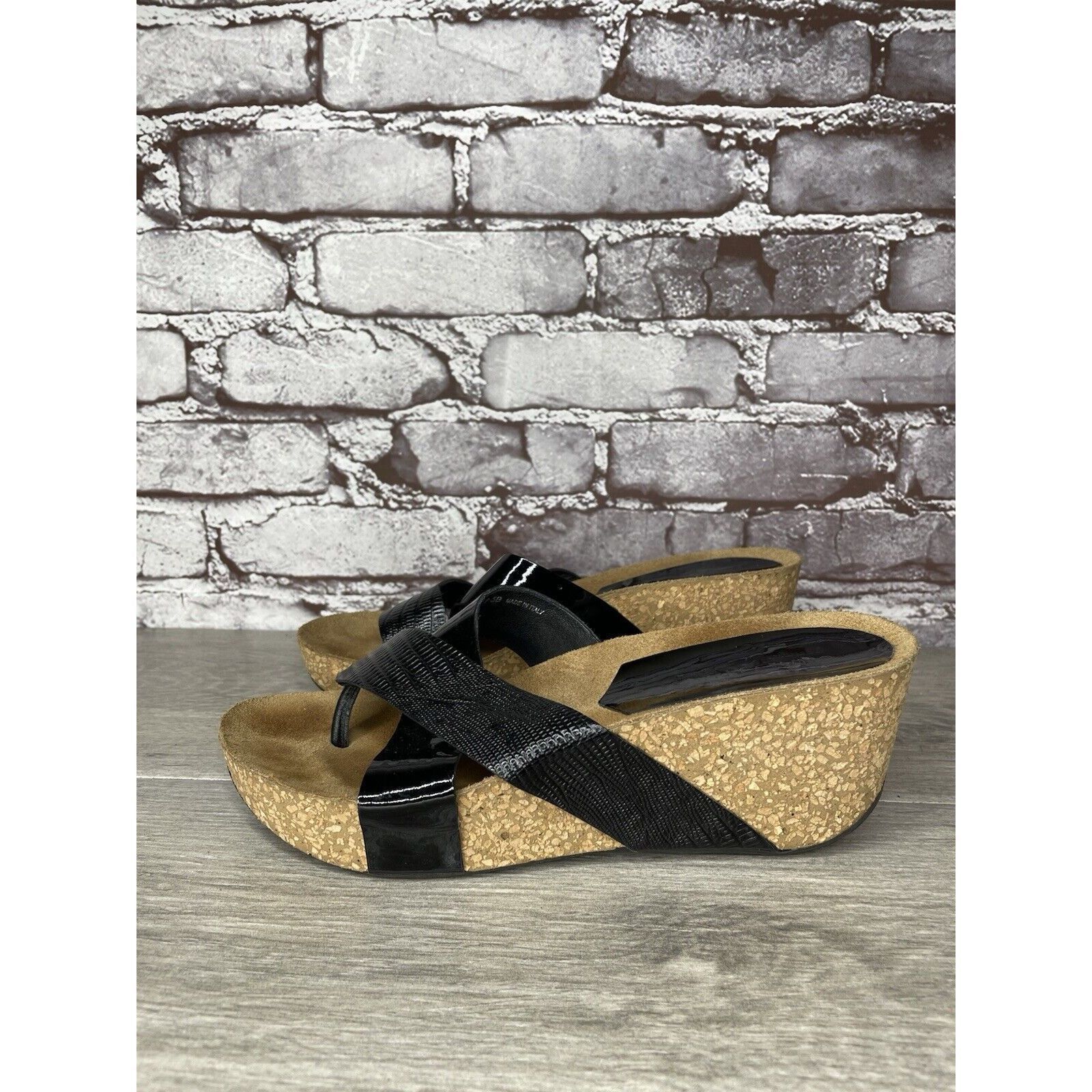 Donald Pliner Donald J. Pliner Gallo Black Patent Leather Toe Cork Wedge S Size US 8.5 / IT 38.5 - 5 Thumbnail