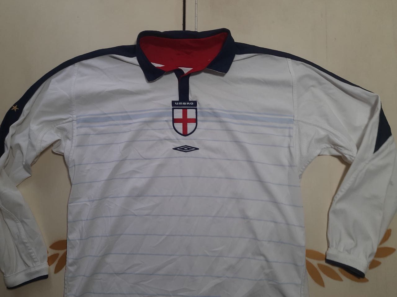 Umbro Umbro England Home Reversible Long Sleeve Jersey 2003-2005 Size US L / EU 52-54 / 3 - 3 Thumbnail
