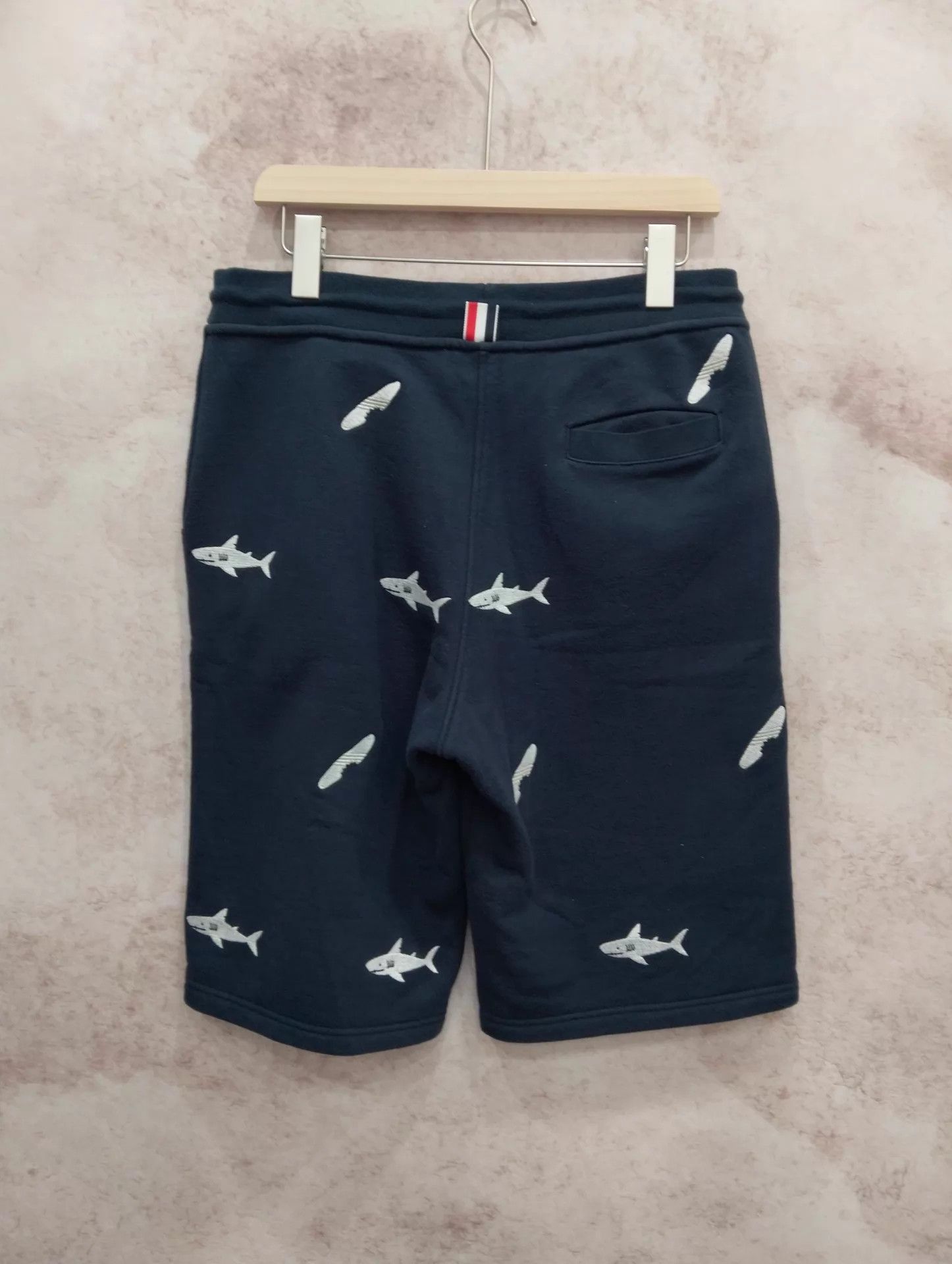 Thom Browne THOM BROWNE Size 2 Shorts 95 New Size US 32 / EU 48 - 2 Thumbnail