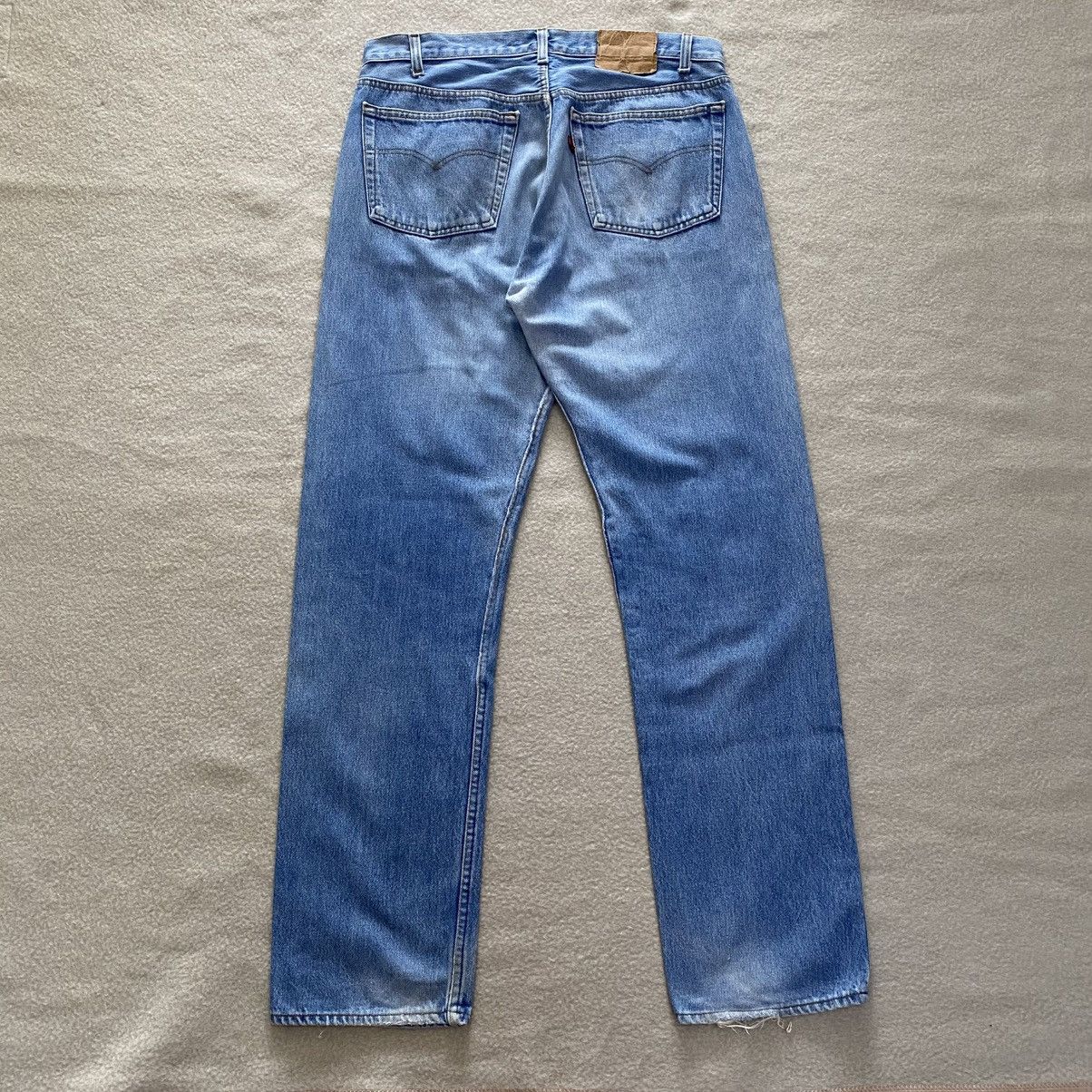 Levi's × Vintage Vintage 90's Levi's 501 Distressed Denim w35 Size US 35 - 7 Thumbnail