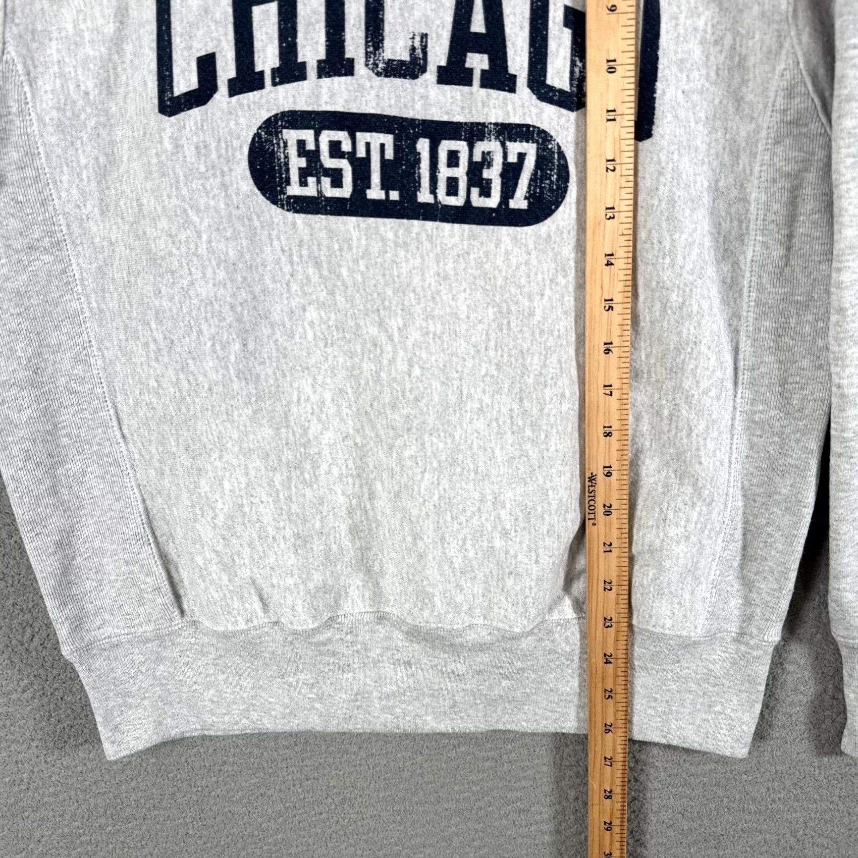 Champion VINTAGE Champion Sweatshirt Chicago Reverse Weave Gray Pullover Small Men Regular Crew Neck Logo 90s Travel Y2K Size US S / EU 44-46 / 1 - 7 Thumbnail