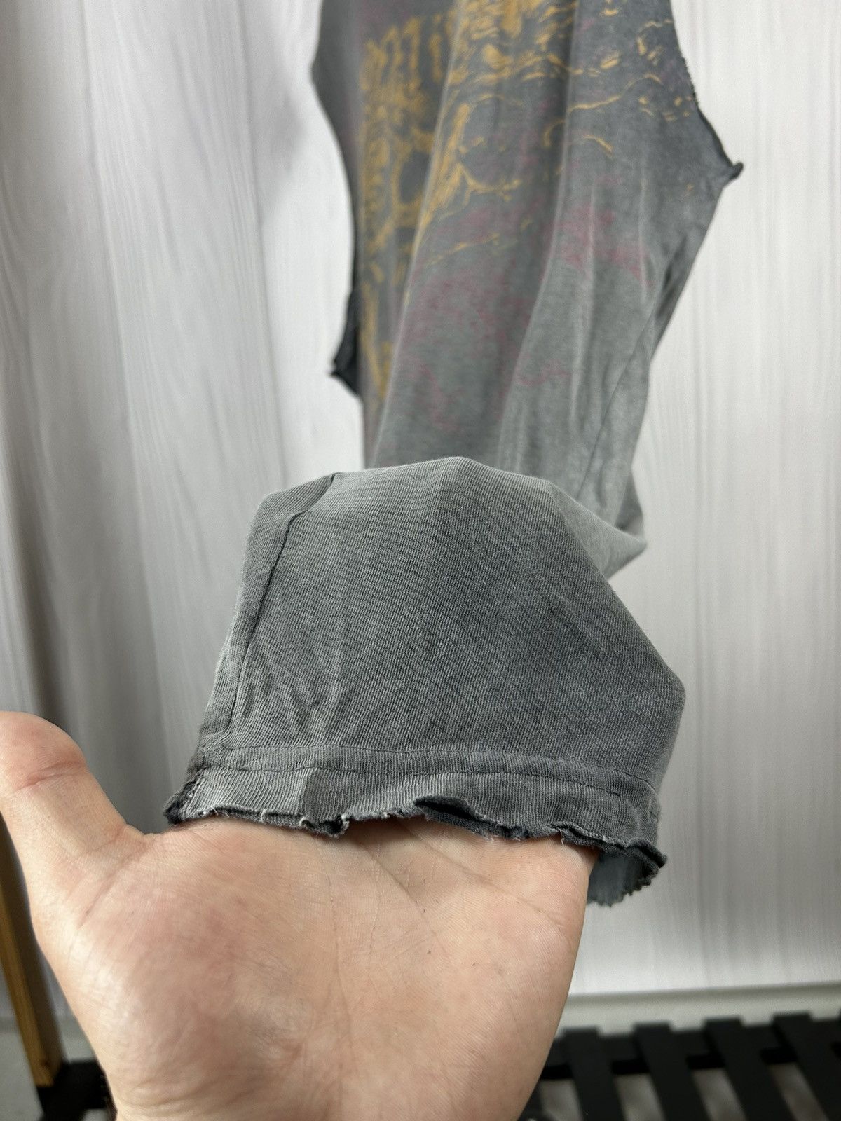 Affliction × Vintage Vintage Y2K Affliction Distressed Torn Sunfaded Tank Top L Size US L / EU 52-54 / 3 - 11 Thumbnail