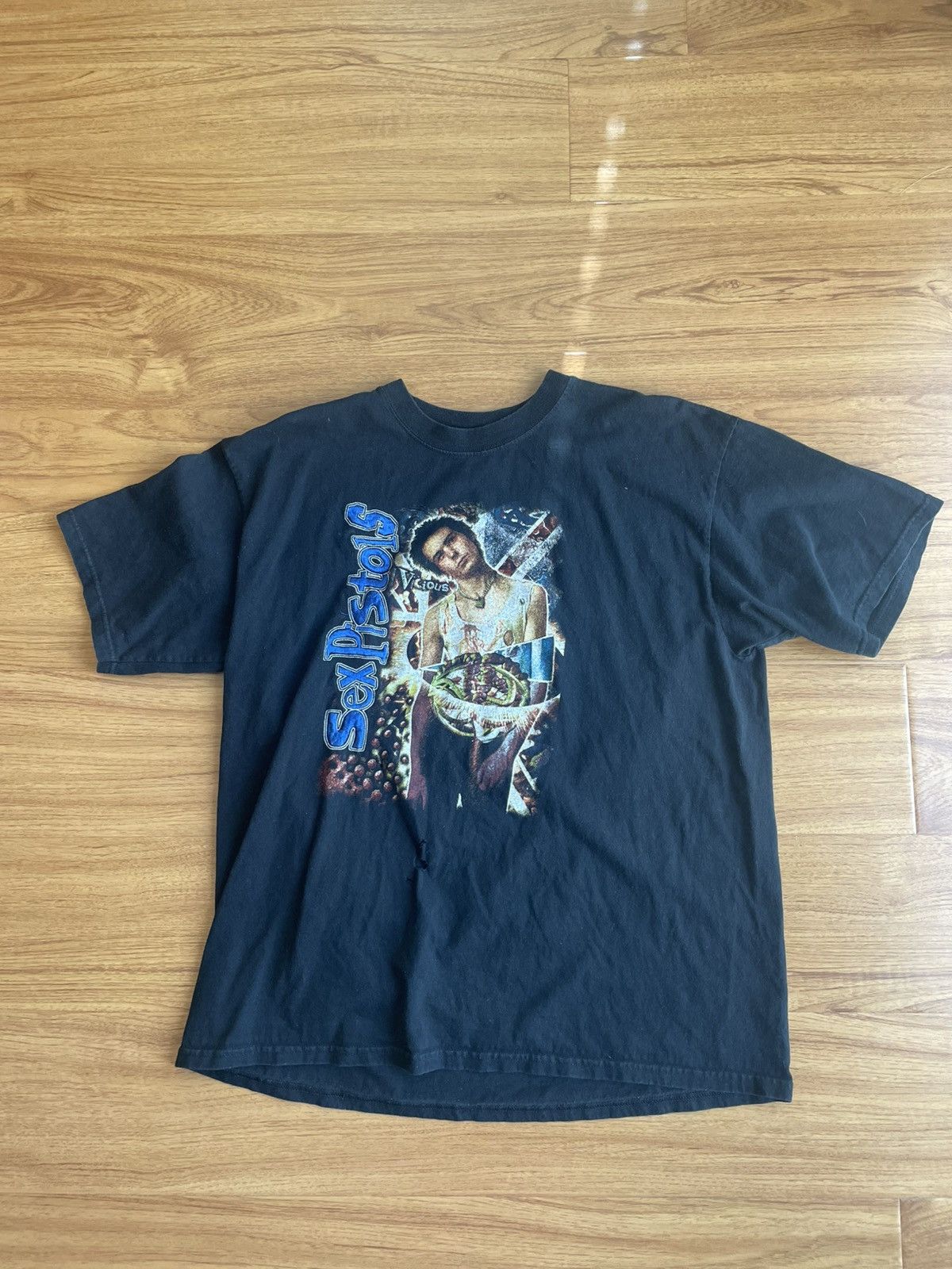 Vintage sex pistols tee Size US M / EU 48-50 / 2 - 1 Thumbnail