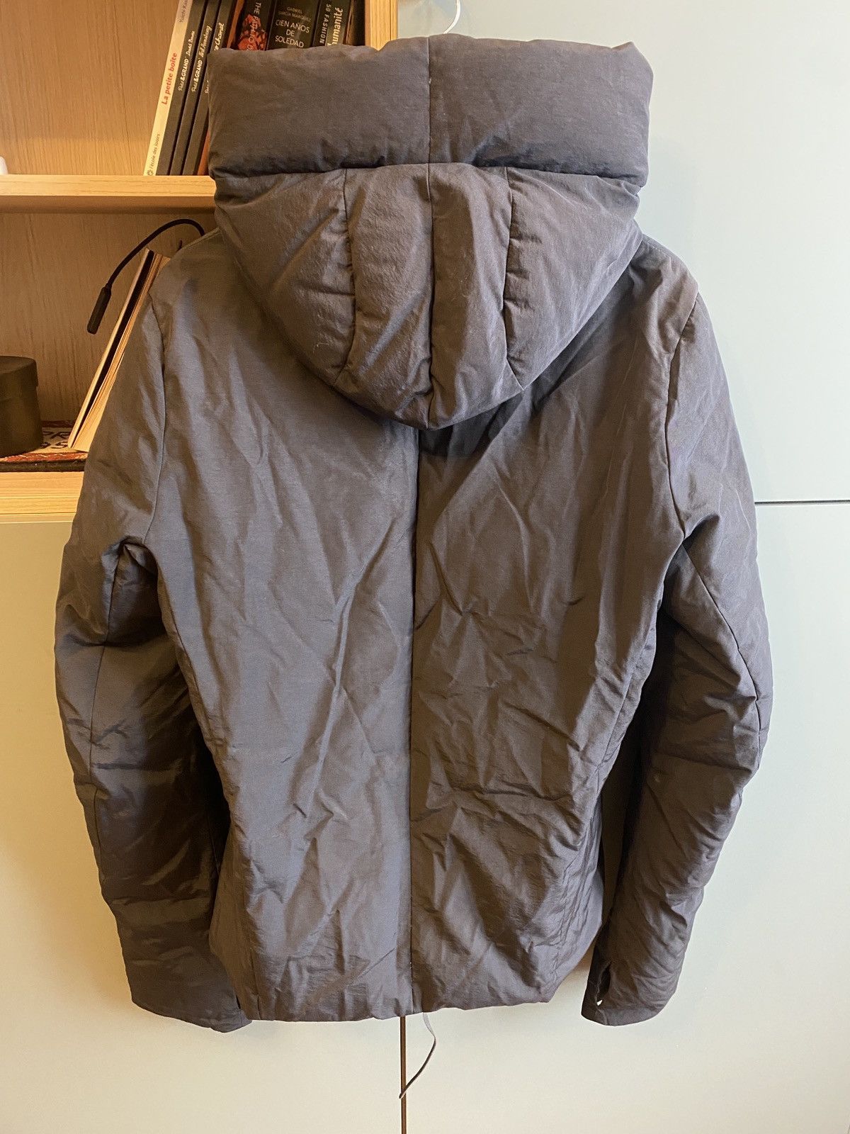The Viridi-anne Iconic TVA hooded down jacket JP4 Size US L / EU 52-54 / 3 - 8 Thumbnail