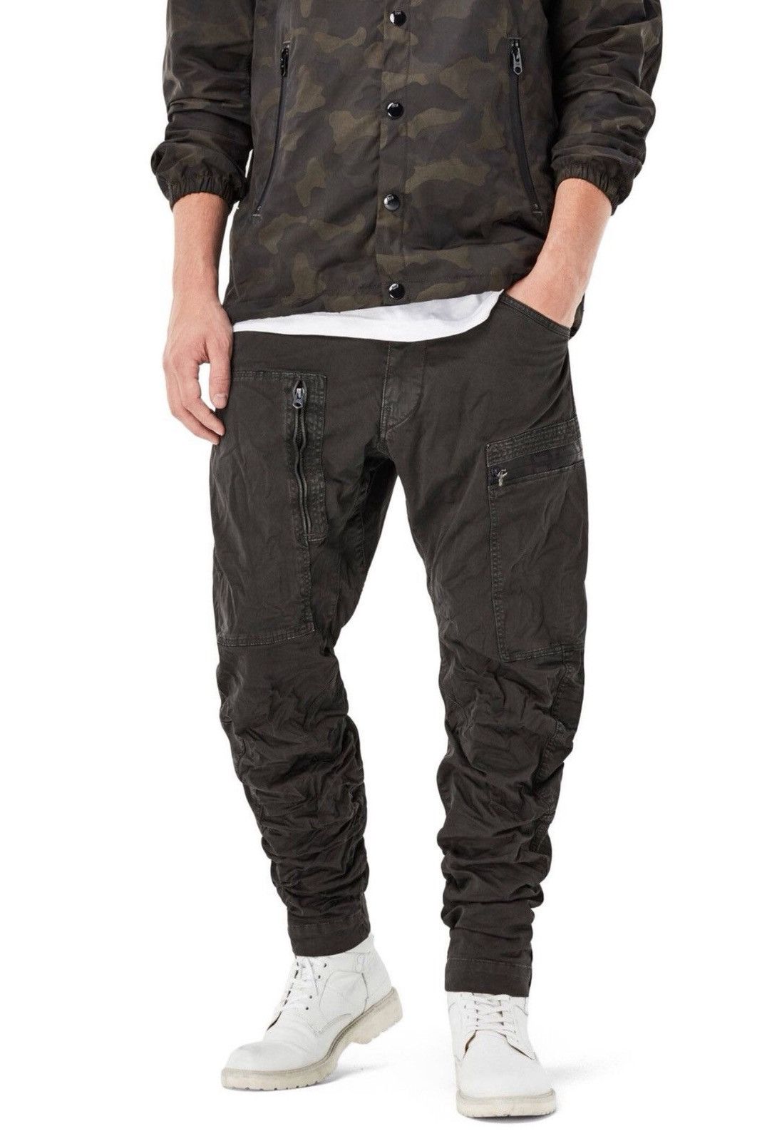 G-Star Mens G Star Raw Powel Qane 3D Tapered Cargo Pants Size 34 Size US 34 / EU 50 - 2 Thumbnail