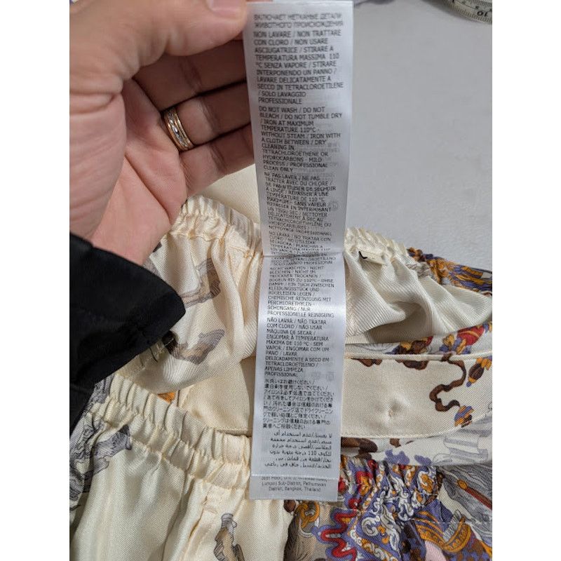 Gucci o1rshd1 Roi Soleil Short On TW Prt in Ivory/Red/Mc Size US 32 / EU 48 - 16 Thumbnail