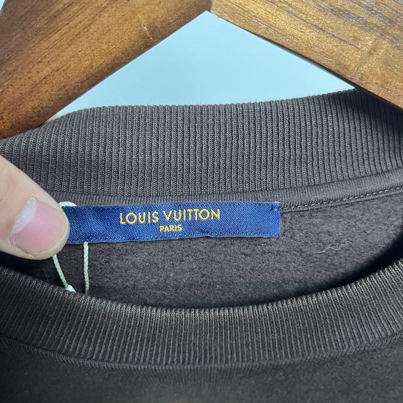 Louis Vuitton Louis Vuitton Flocked logo sweatshirt 2504-Nextarrow Size US M / EU 48-50 / 2 - 3 Thumbnail