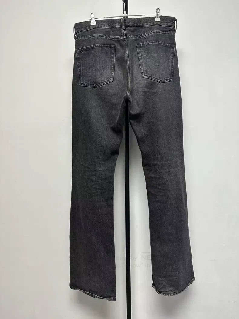 Balenciaga Balenciaga Small Letter Logo Dark Denim Long Pants Size US 32 / EU 48 - 2 Thumbnail