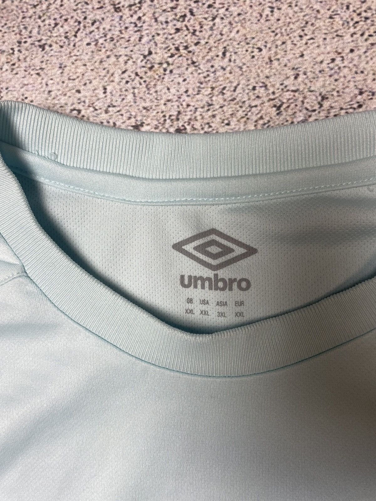 Umbro Soccer Jersey Umbro West Ham training tshirt 2022 2023 Size US XL / EU 56 / 4 - 3 Thumbnail