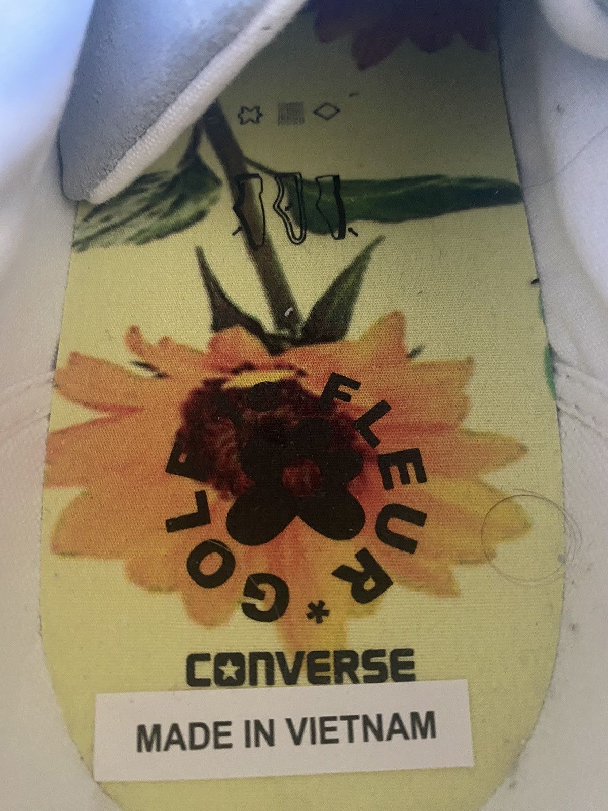 Converse AUTOGRAPHED Tyler The Creator Flowerboy Converse One Star Size US 10 / EU 43 - 5 Thumbnail