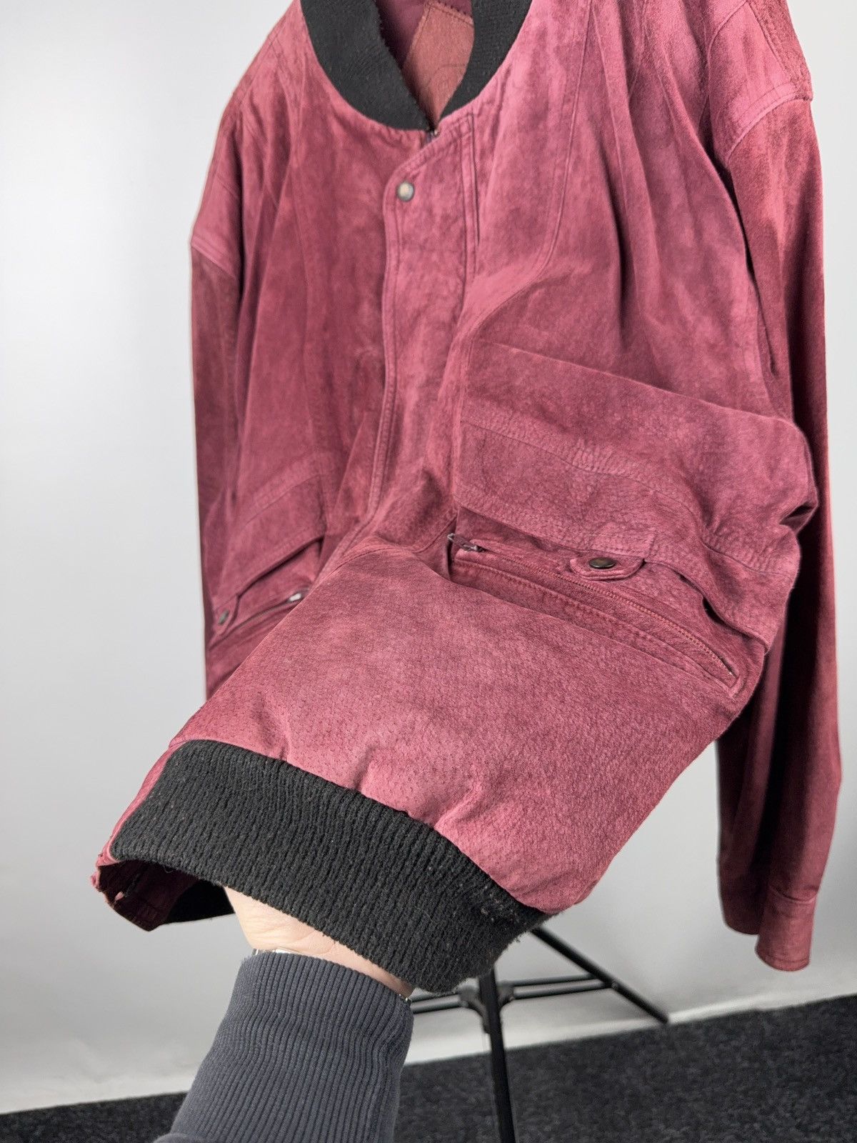 Japanese Brand Vintage 90s Retro Oversized Burgundy Suede Leather Bomber Size US L / EU 52-54 / 3 - 4 Thumbnail