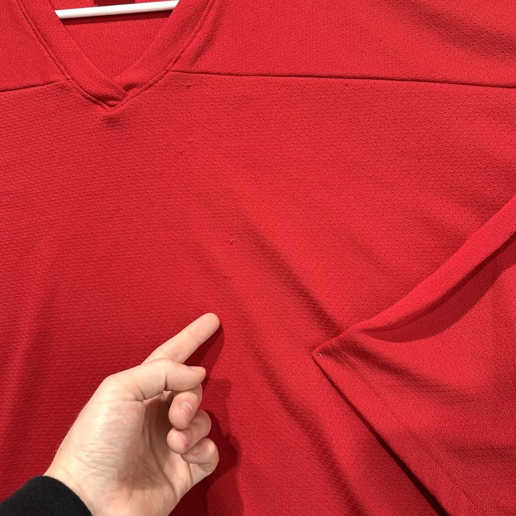 Vintage Vintage Warrior Hockey Jersey Mens Size XL Red Blank V-Neck Practice GUC Size US XL / EU 56 / 4 - 7 Thumbnail