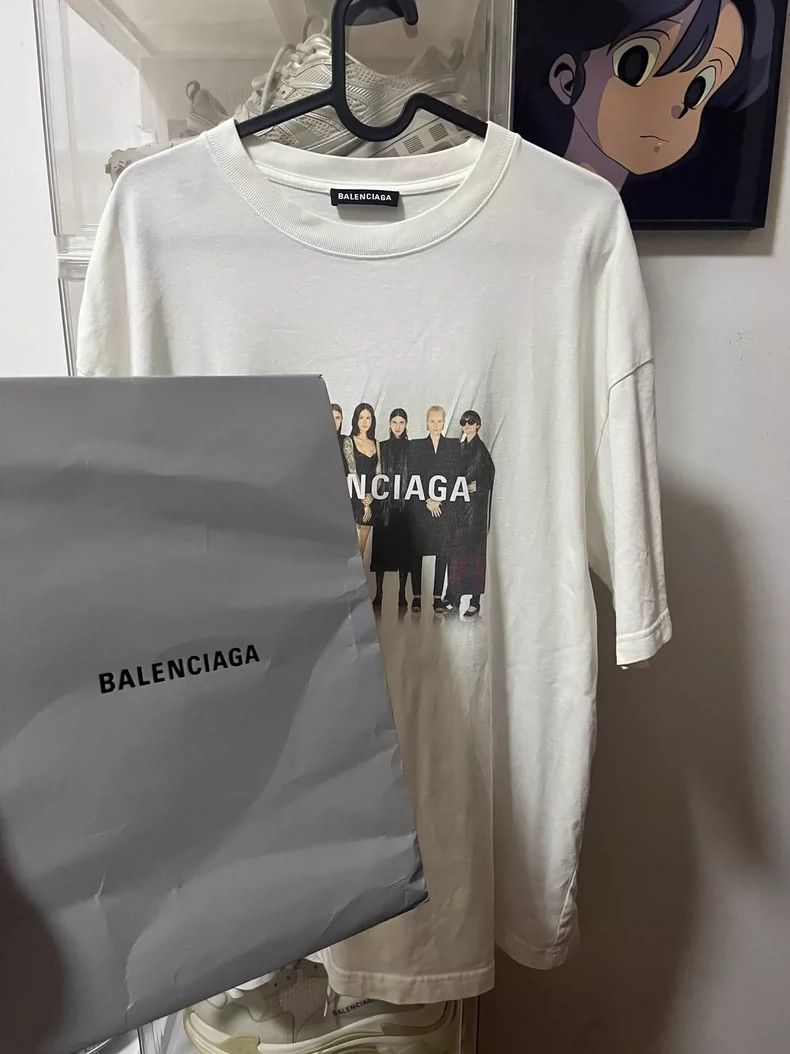 Balenciaga Balenciaga White portrait band short sleeve Size US S / EU 44-46 / 1 - 7 Thumbnail
