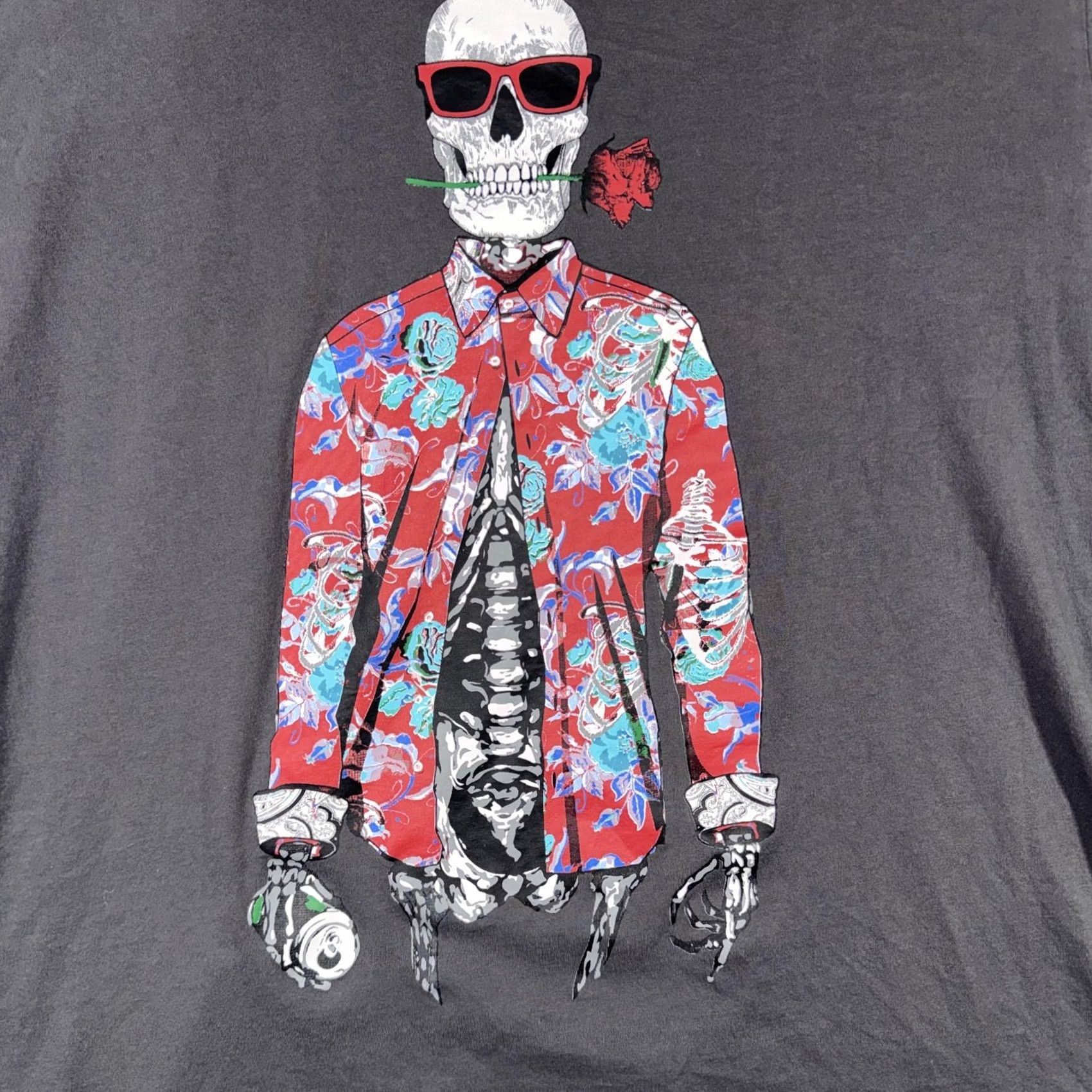 Robert Graham VINTAGE? No. Final: Robert Graham Shirt Mens 2XL Gray Skull Skeleton Floral Graphic Tee Size US XXL / EU 58 / 5 - 4 Thumbnail