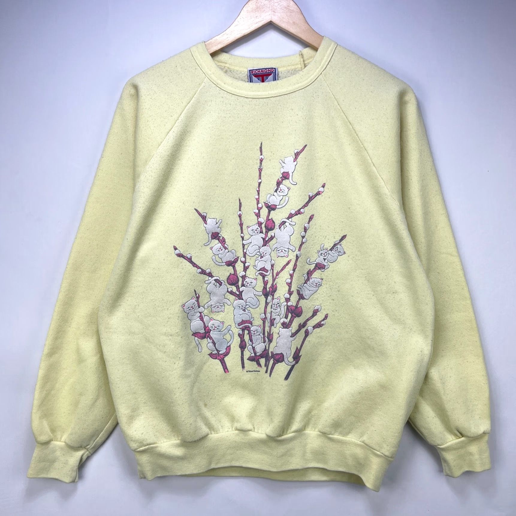 Vintage VINTAGE Cat Art Sweatshirt L Men Yellow 90s Cute Animal Nature Pullover Long Sleeve Large Size US L / EU 52-54 / 3 - 3 Thumbnail