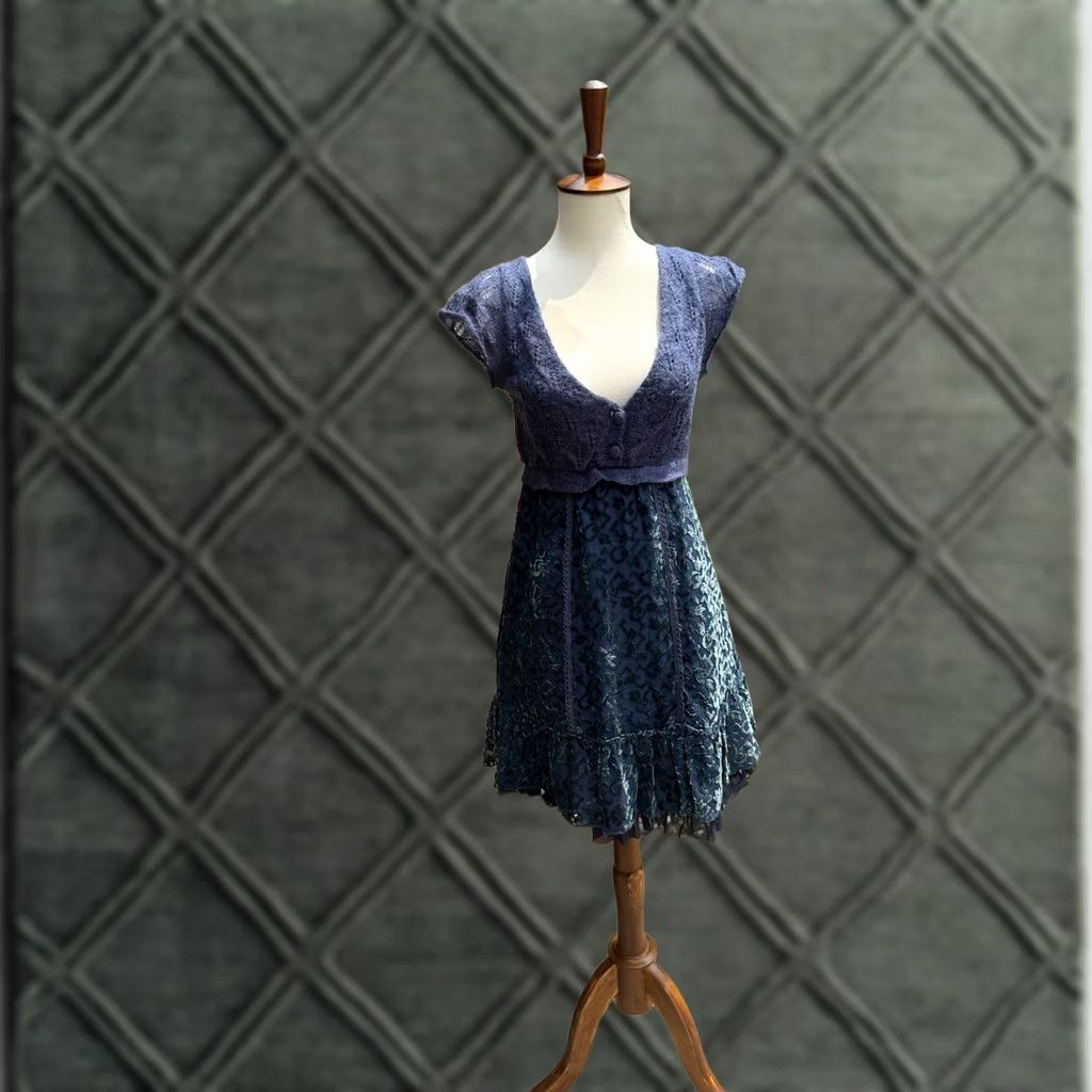 Free People VINTAGE Free People Knit Upper Velvet Lace Blue Green Dress Knee Length Short Sleeve 4 Womens Fit & Flare Blue, Green Velvet Lace Knit Pattern Leaf Size S / US 4 / IT 40 - 1 Thumbnail