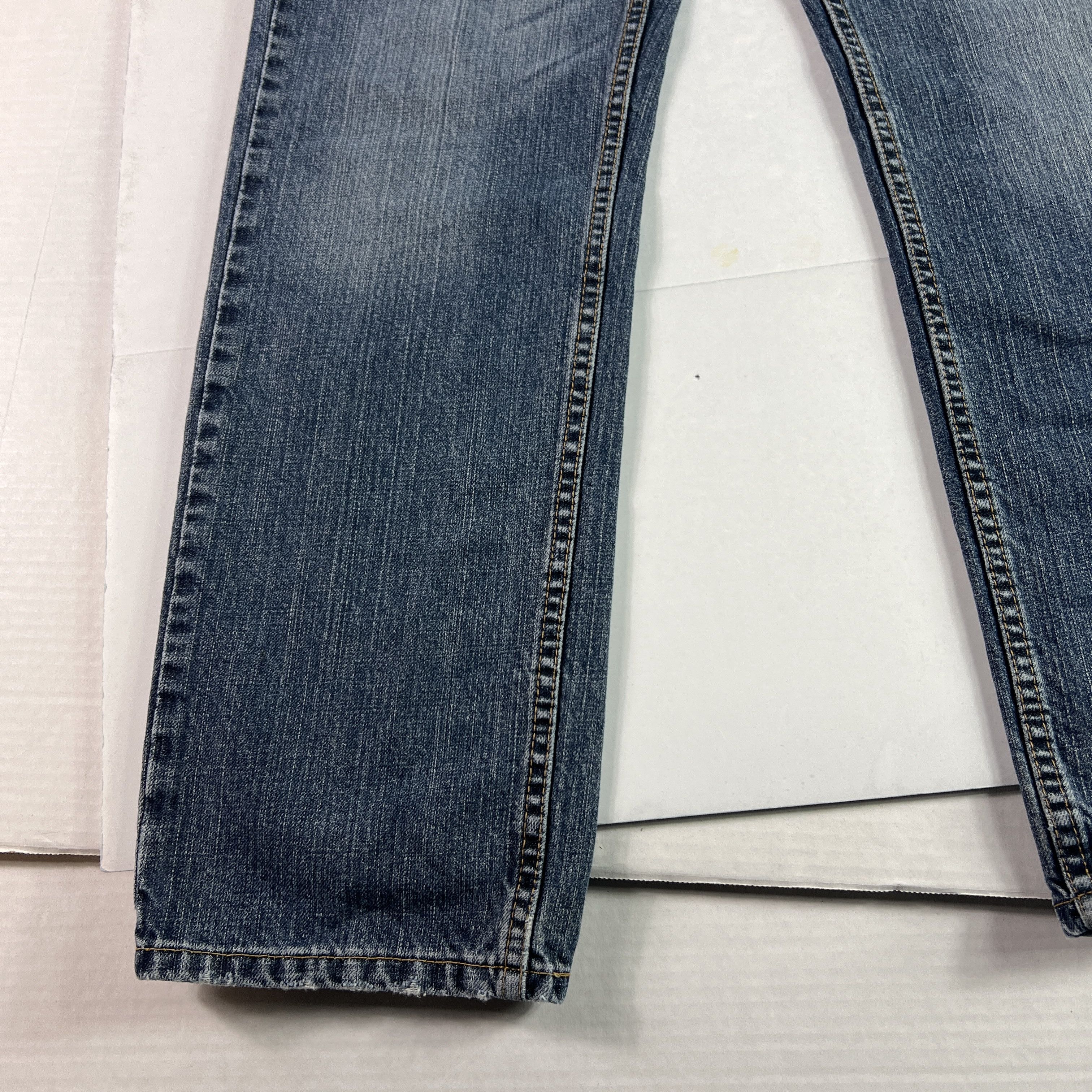 Levi's Levi's Jeans 559 Relaxed Fit Straight Leg Blue Faded Denim Size US 34 / EU 50 - 6 Thumbnail