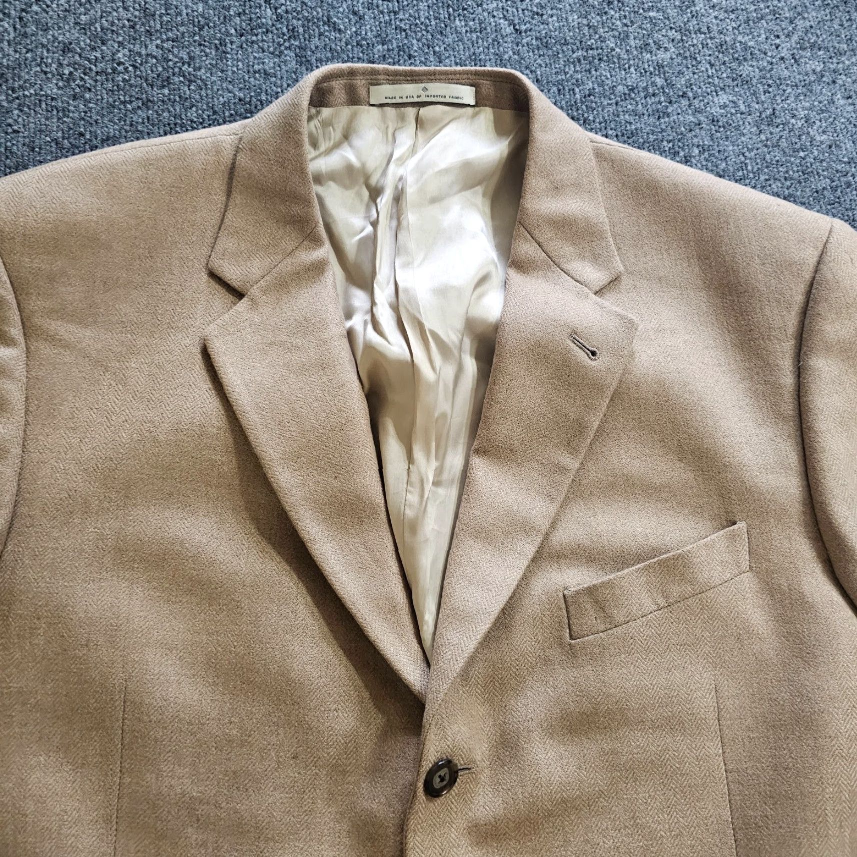 Joseph Abboud Joseph Abboud Blazer Mens 44L Beige Tan Cashmere 3 Button Sport Coat Business Blazer Size 44R - 2 Thumbnail
