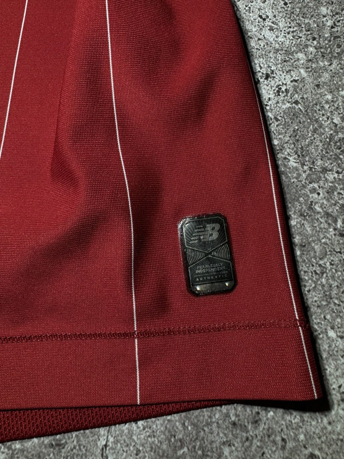 New Balance Liverpool 2019-2020 Football Jersey Home T-shirt Size US M / EU 48-50 / 2 - 9 Thumbnail