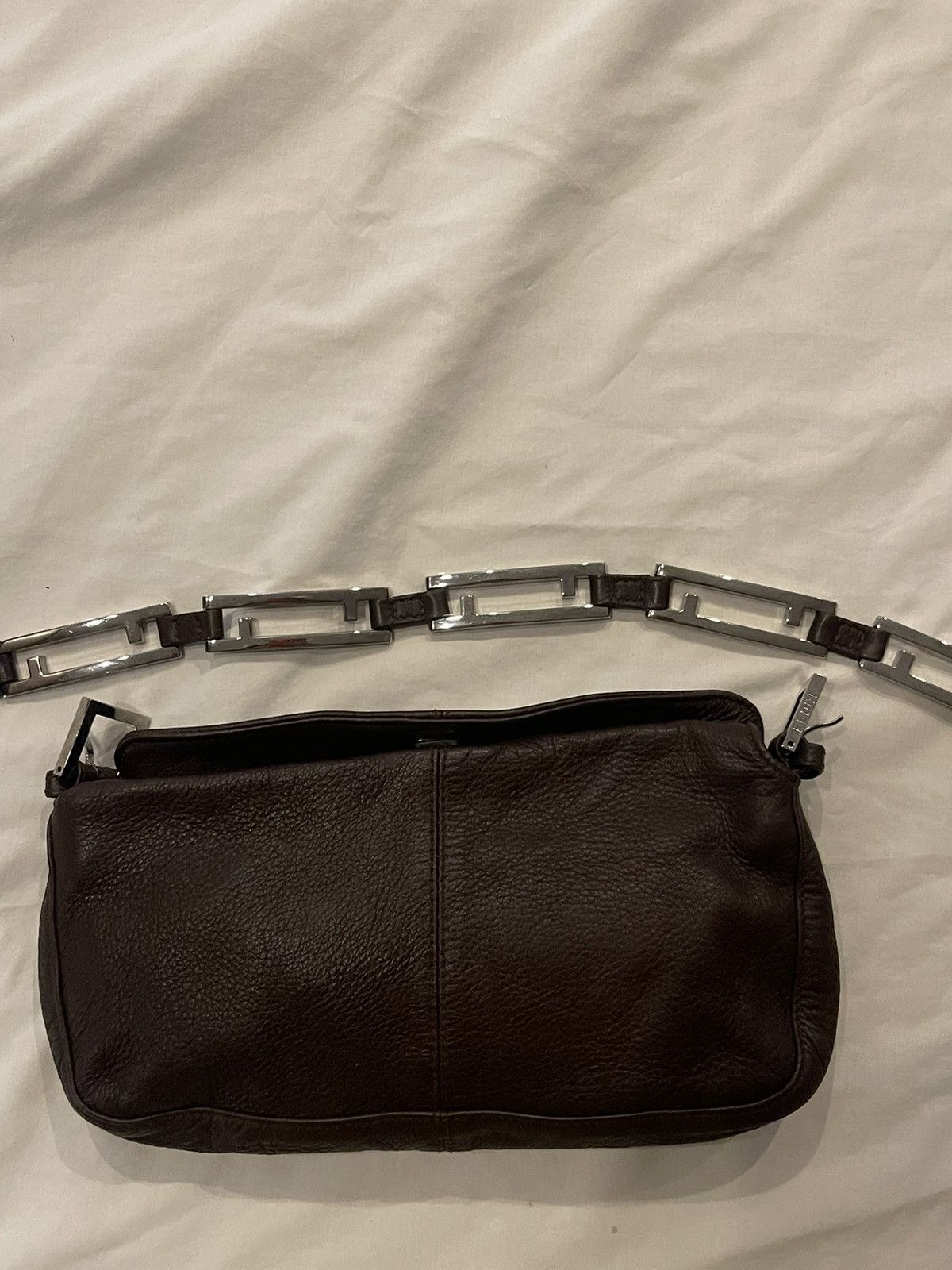 Fendi × Vintage Fendi Leather chain pochette Size ONE SIZE - 11 Thumbnail