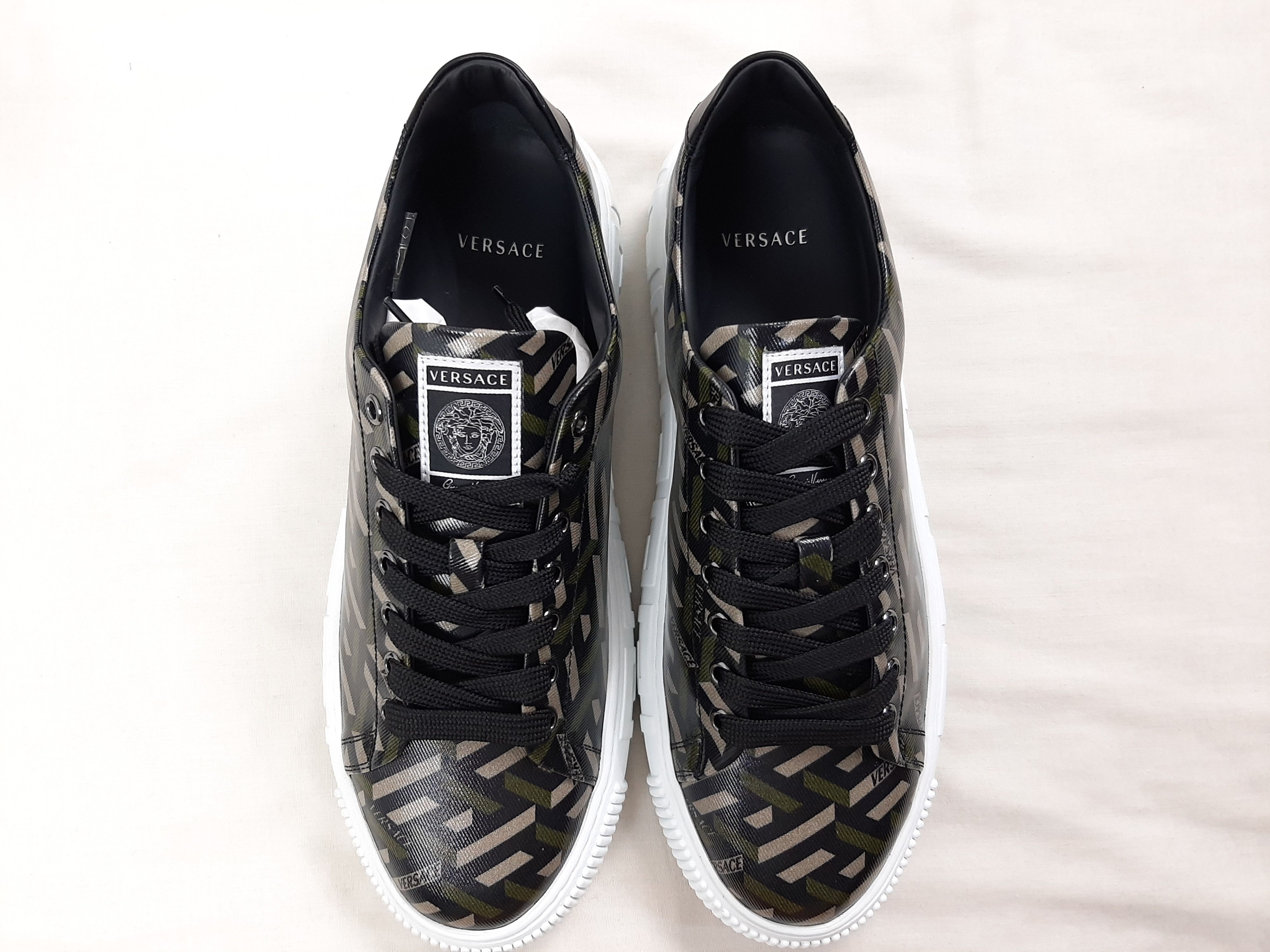 Versace Versace Greca Low Top Sneakers Men's Size US 9 EU 42 Size US 9 / EU 42 - 9 Thumbnail